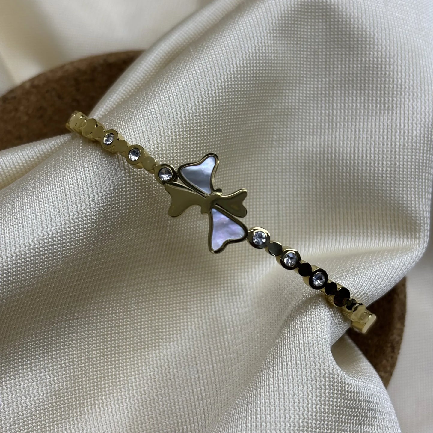 Butterfly Shell Minimal Bracelet | BL-BB-3003