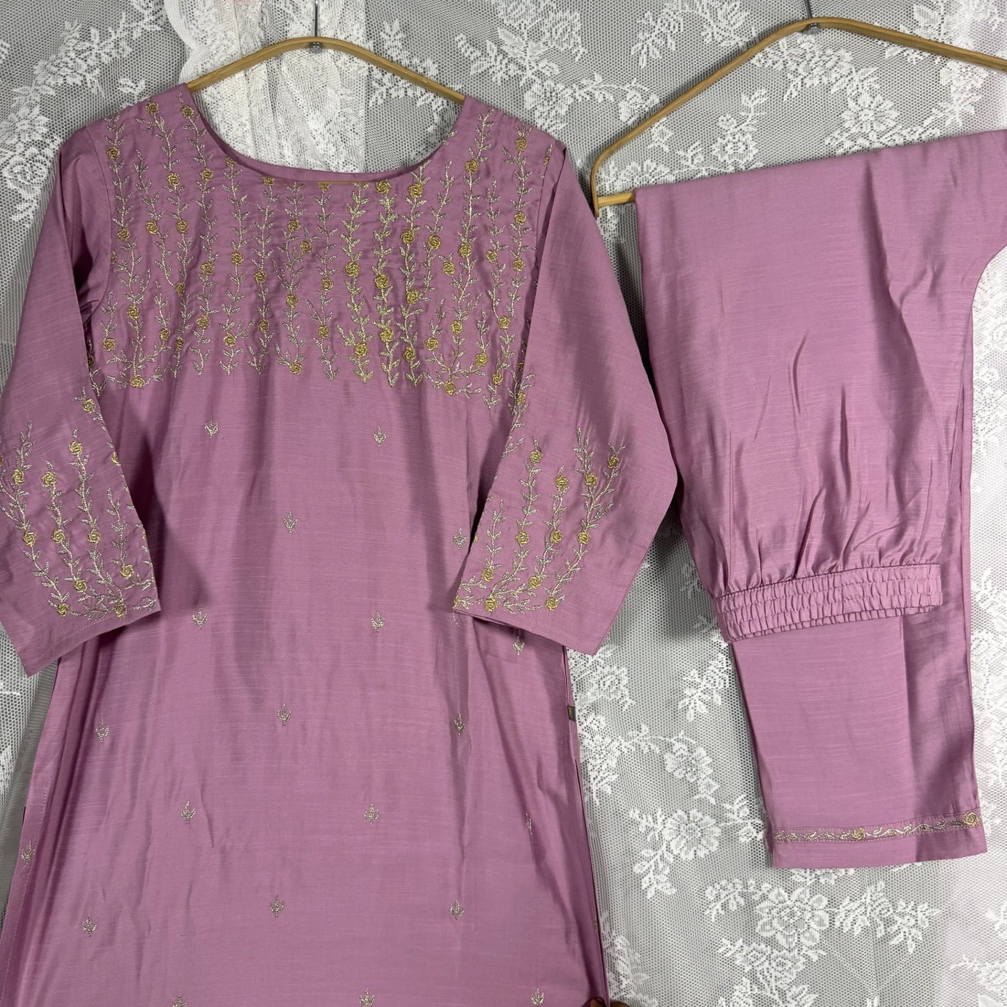 Dusky Pink Embroidered Kurthi Set | R2-001