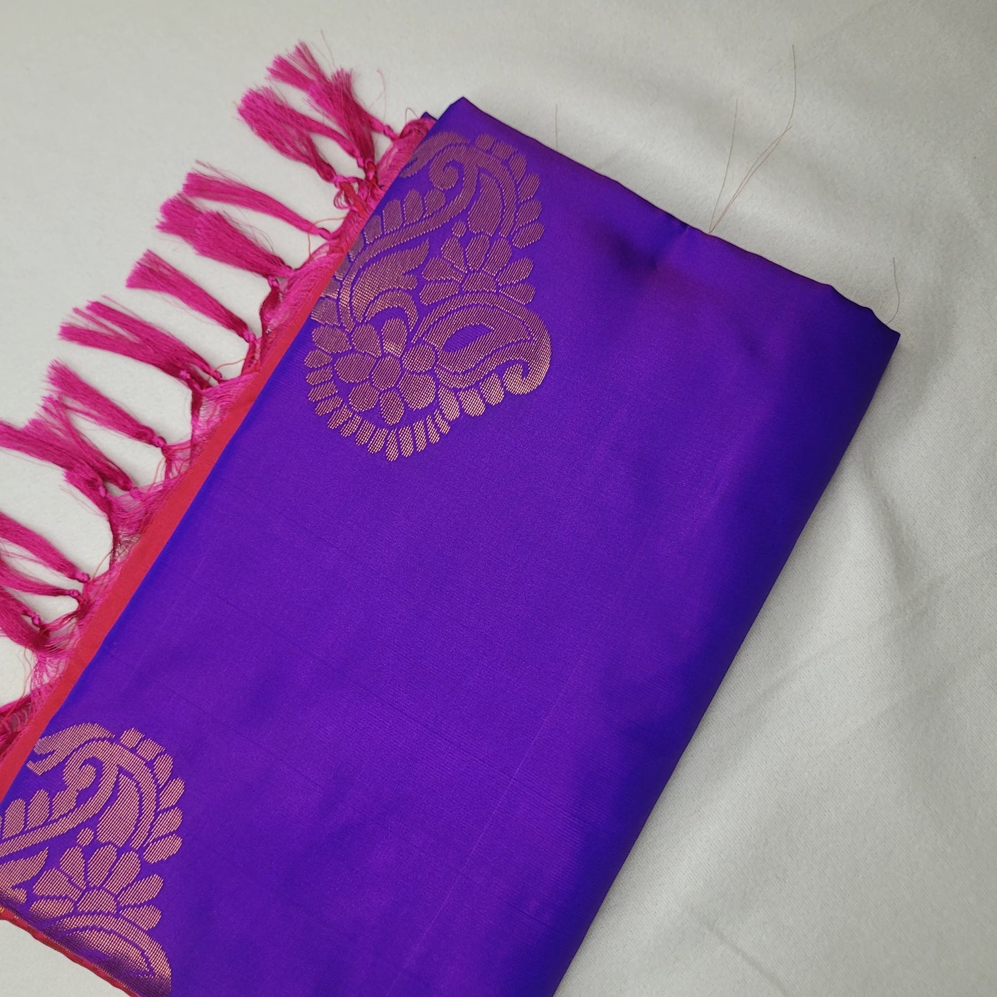 Royal Purple & Red – Handloom Saree with Floral Pallu and Paisley Motifs | H4-002