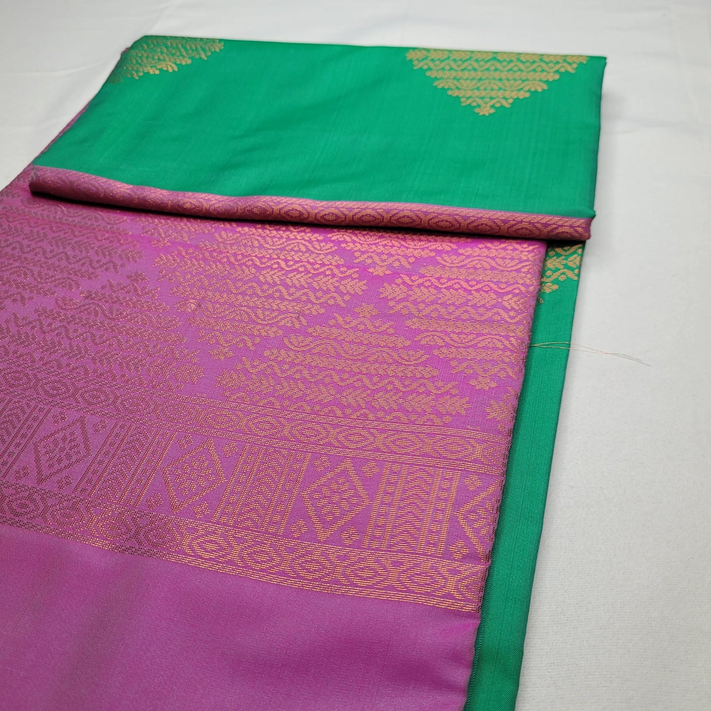 Vibrant Green Soft Silk Saree with Golden Butta Motifs | H4-006