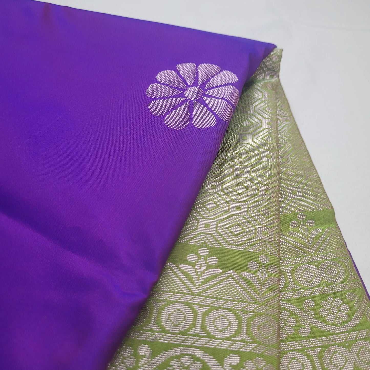 Elegant Royal Purple Soft Silk Saree with Butta Motifs | J1-004
