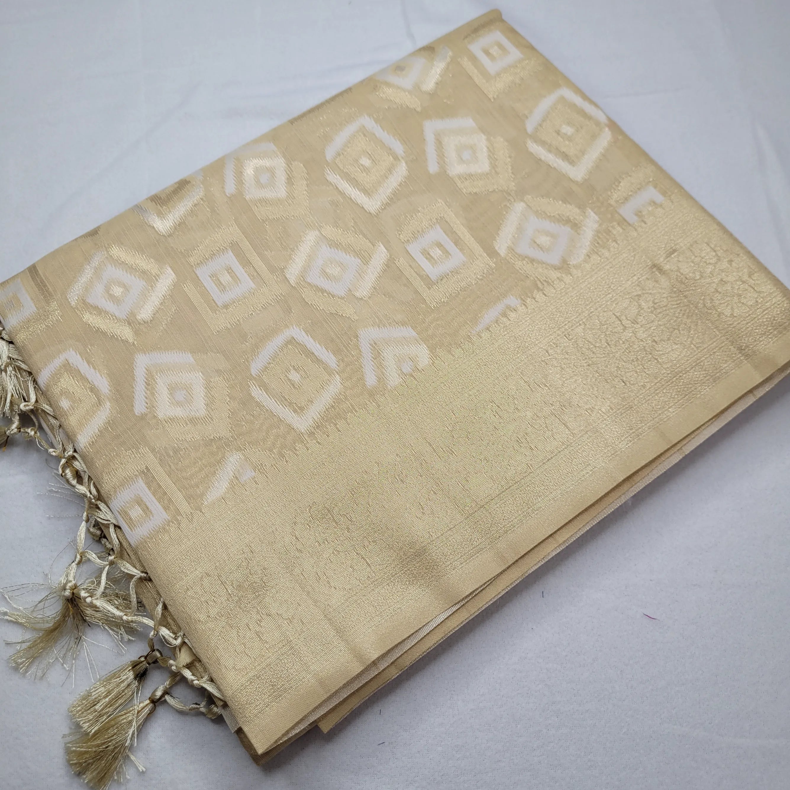 Elegant Beige Linen Saree with Geometric Weave |P2-003