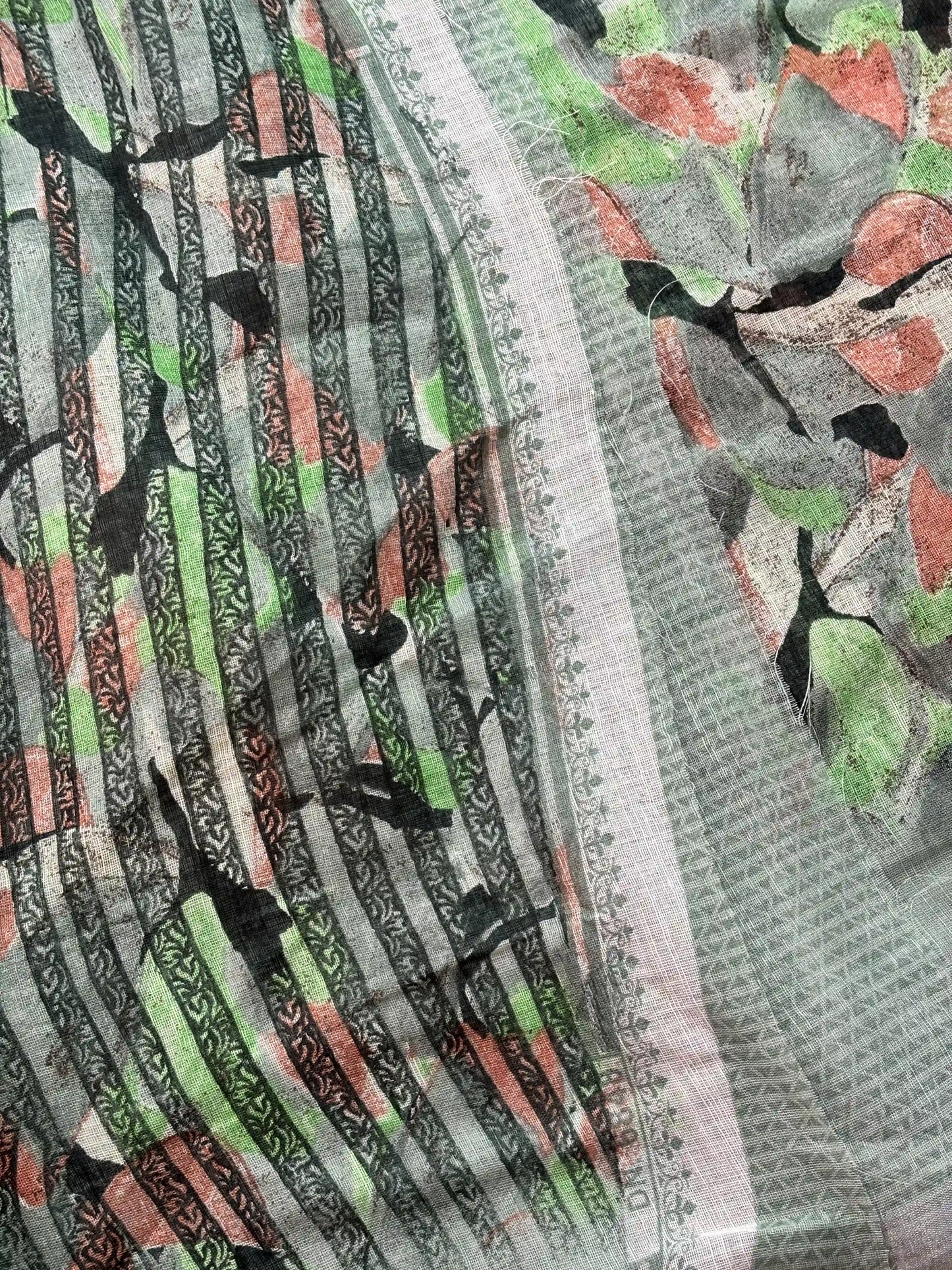 Green Semi Linen Cotton Floral Print Saree