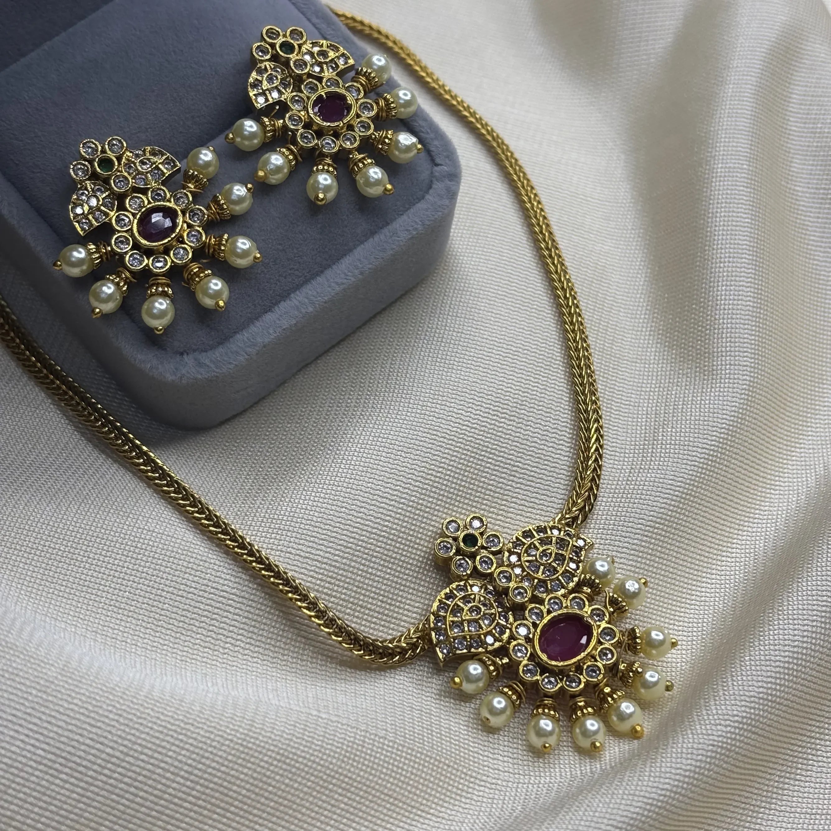 Temple Style Gold-Toned Necklace Set with Earrings | CS-B1-006