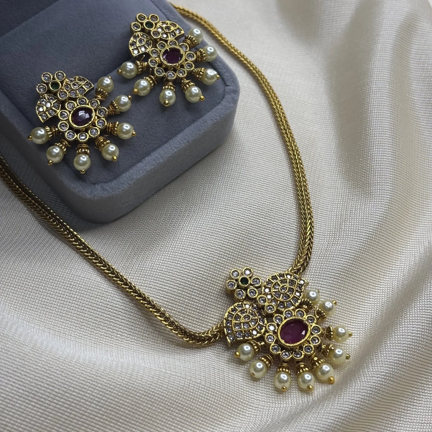 Temple Style Gold-Toned Necklace Set with Earrings | CS-B1-006