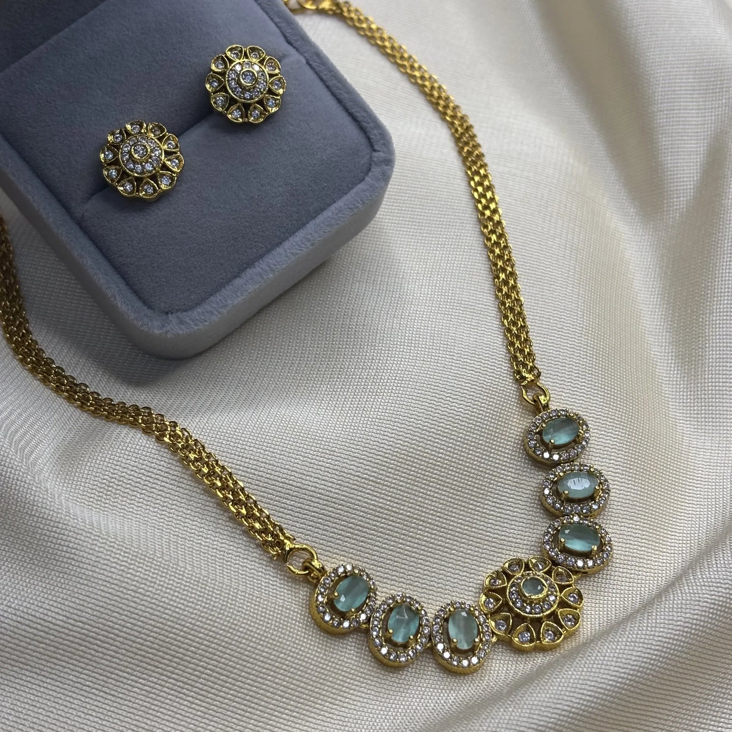 Mint Green Round Stone Necklace Set | CS-B1-007