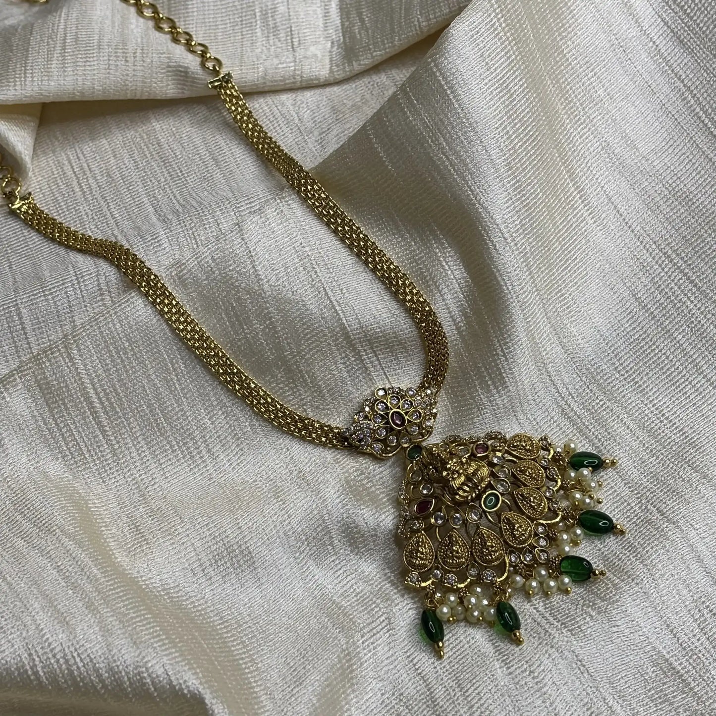 Lakshmi Temple Choker with Pearl & Green Bead Detailing | CS-B1-010