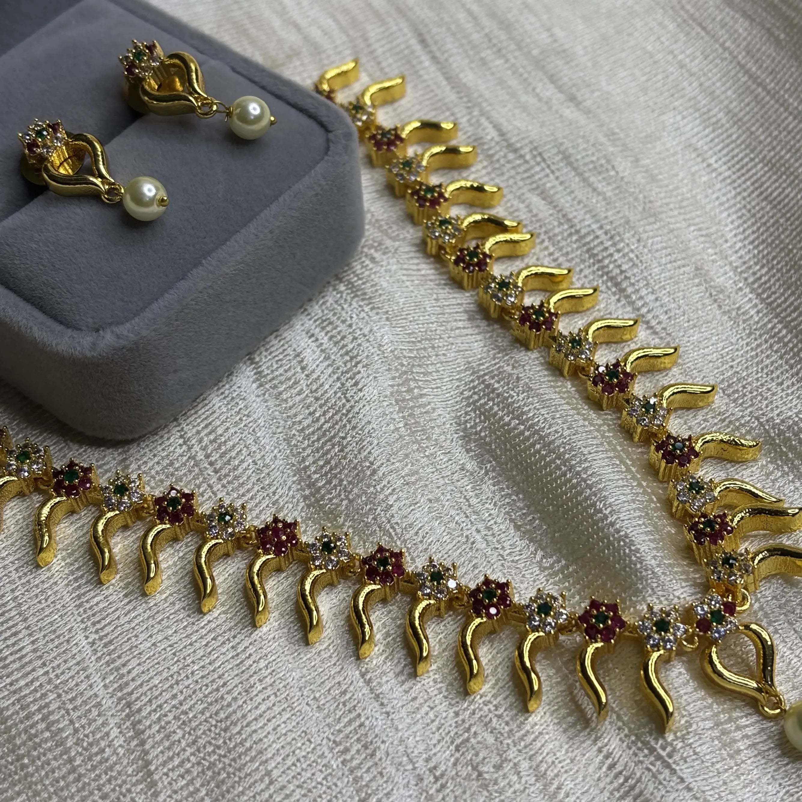 Gold-Plated Floral Payal Necklace Set with Pearl Drop Earrings | CS-B1-016