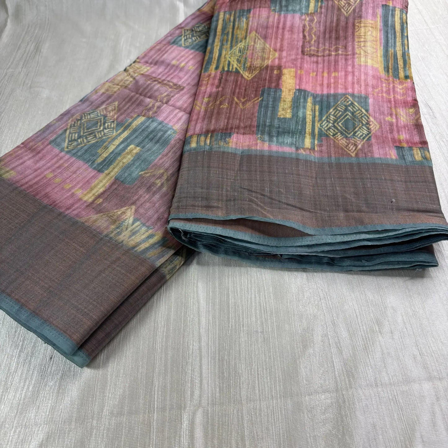 Abstract Matka Silk-Inspired Saree – Earthy Geometry on Mauve (K0-002)
