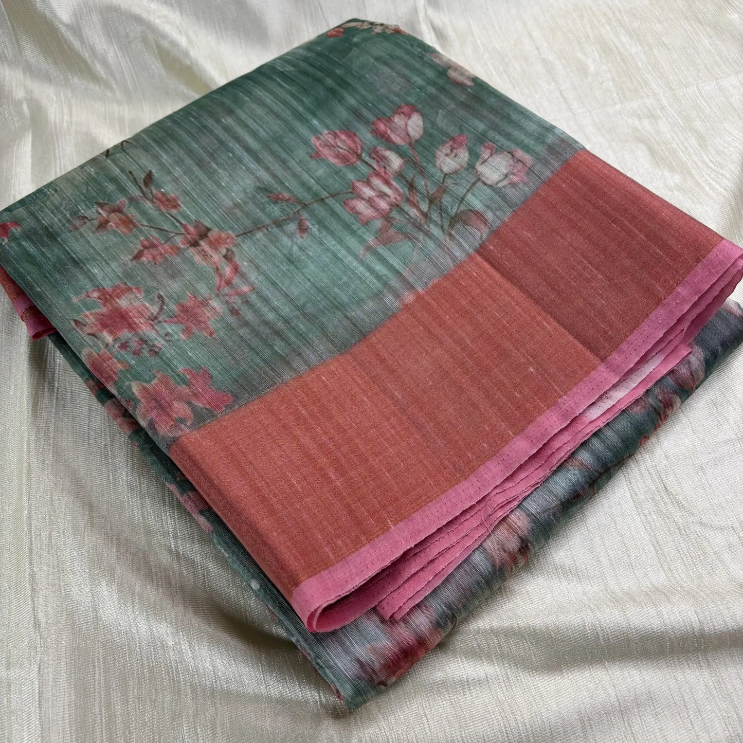 Rose Dust Matka Saree with Blooming Green Aura | K0-005