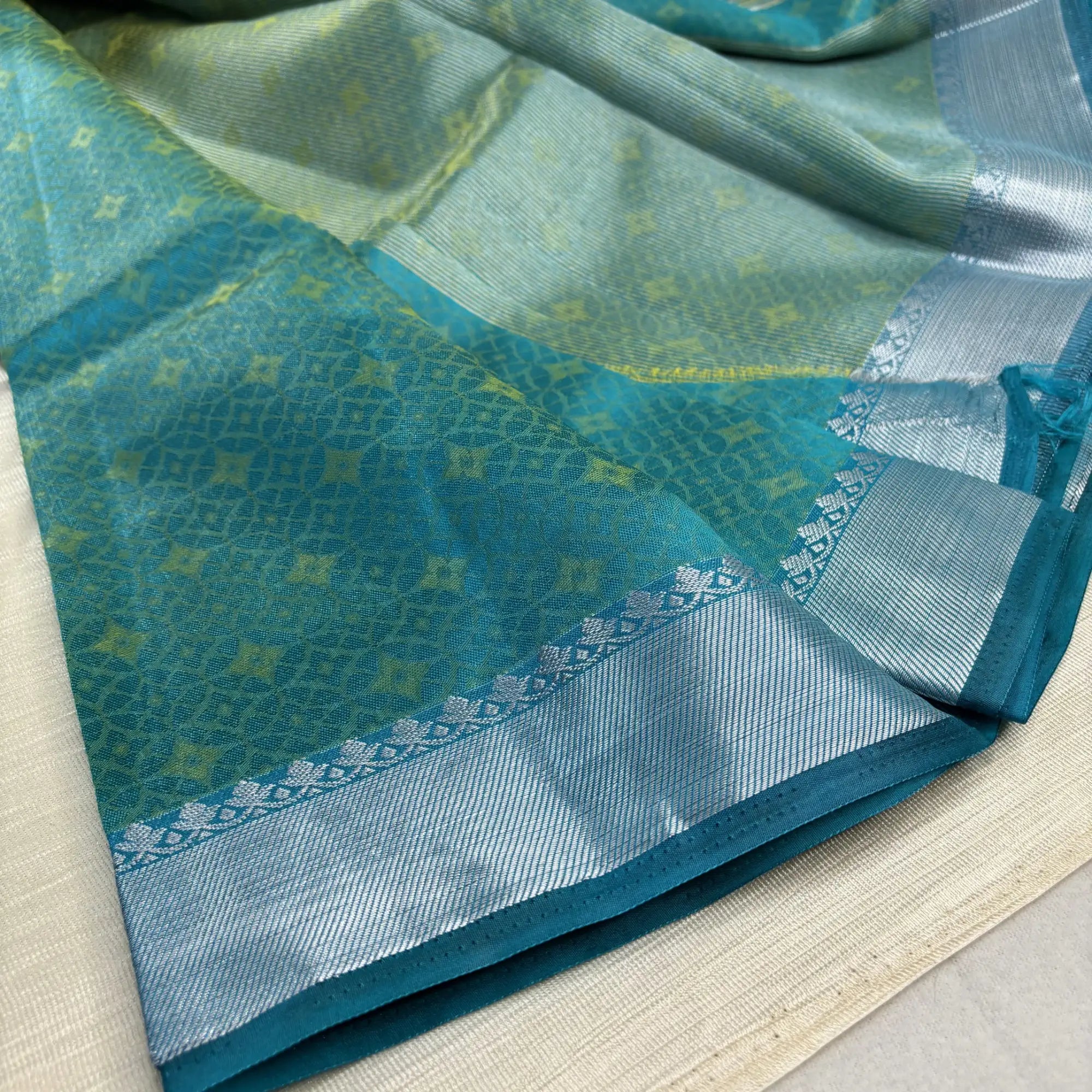 Devasena Teal Dreams – Chitt Pallu Ambose Silk Saree | M1-001