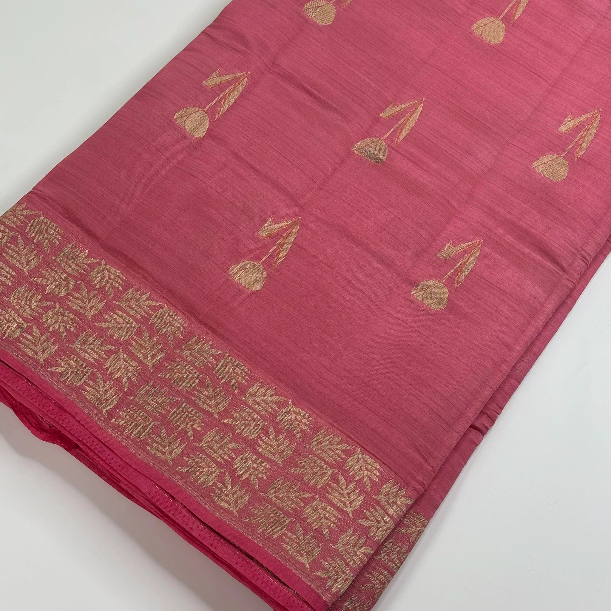 Rich Maroon – Tussar Jutt Handloom with Butta and Rich Pallu | M0-001