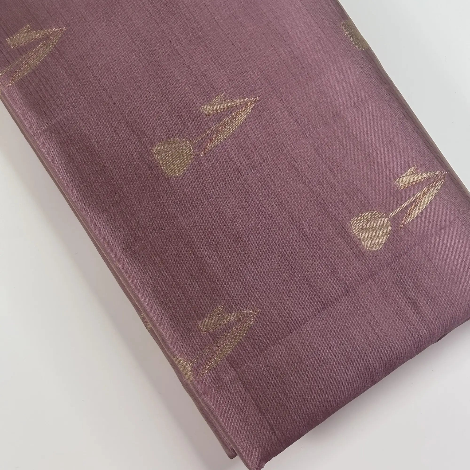 Vintage Rose – Tussar Jutt Handloom with Butta and Rich Pallu | M0-004