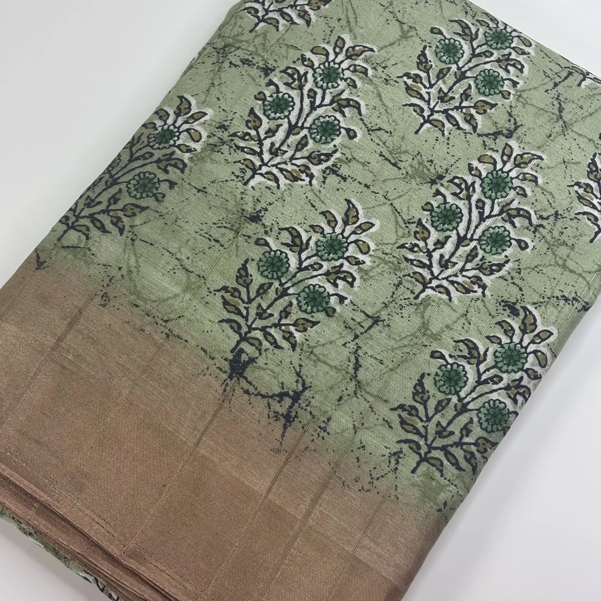 Green Pastel Bloom – Matka Silk Saree with Digital Print | K2-001
