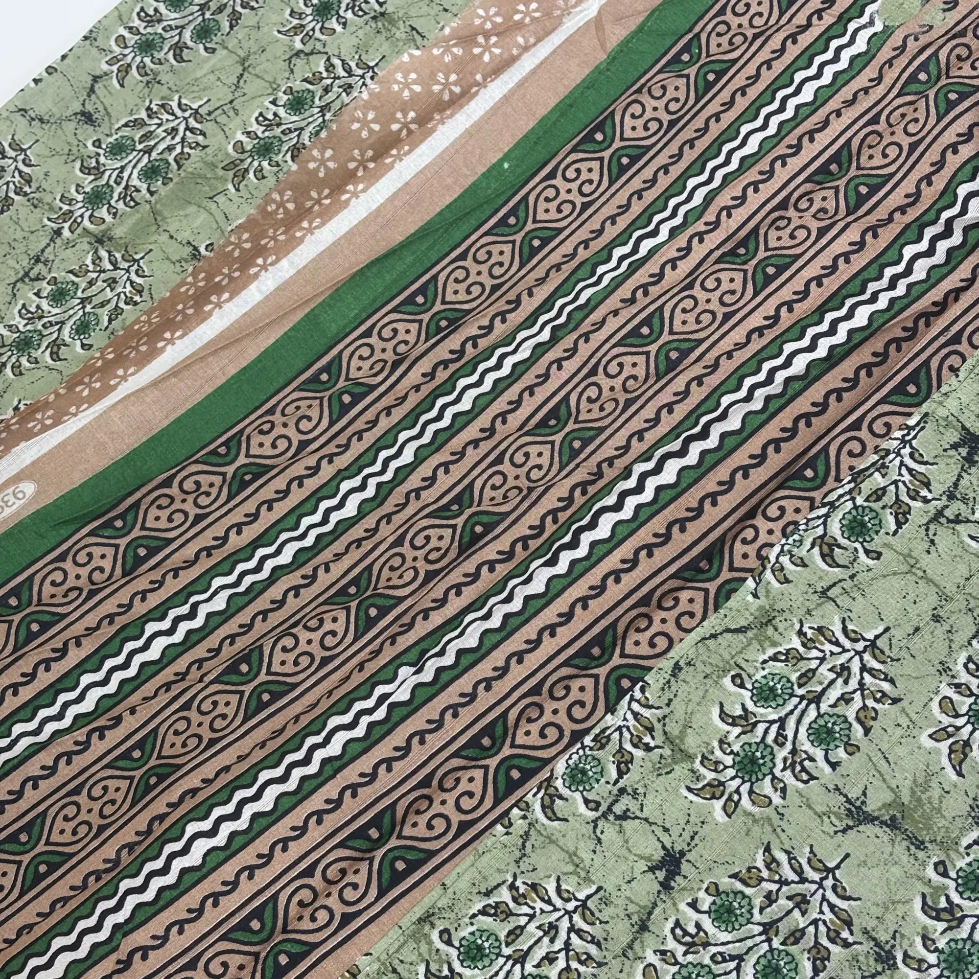 Green Pastel Bloom – Matka Silk Saree with Digital Print | K2-001