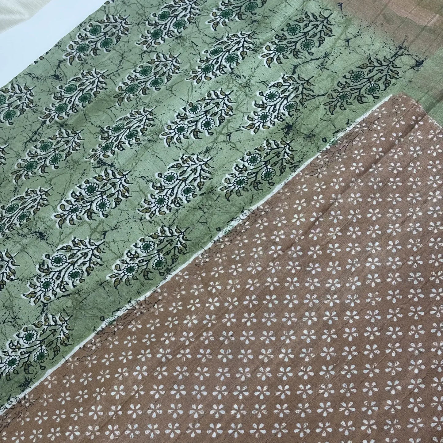 Green Pastel Bloom – Matka Silk Saree with Digital Print | K2-001