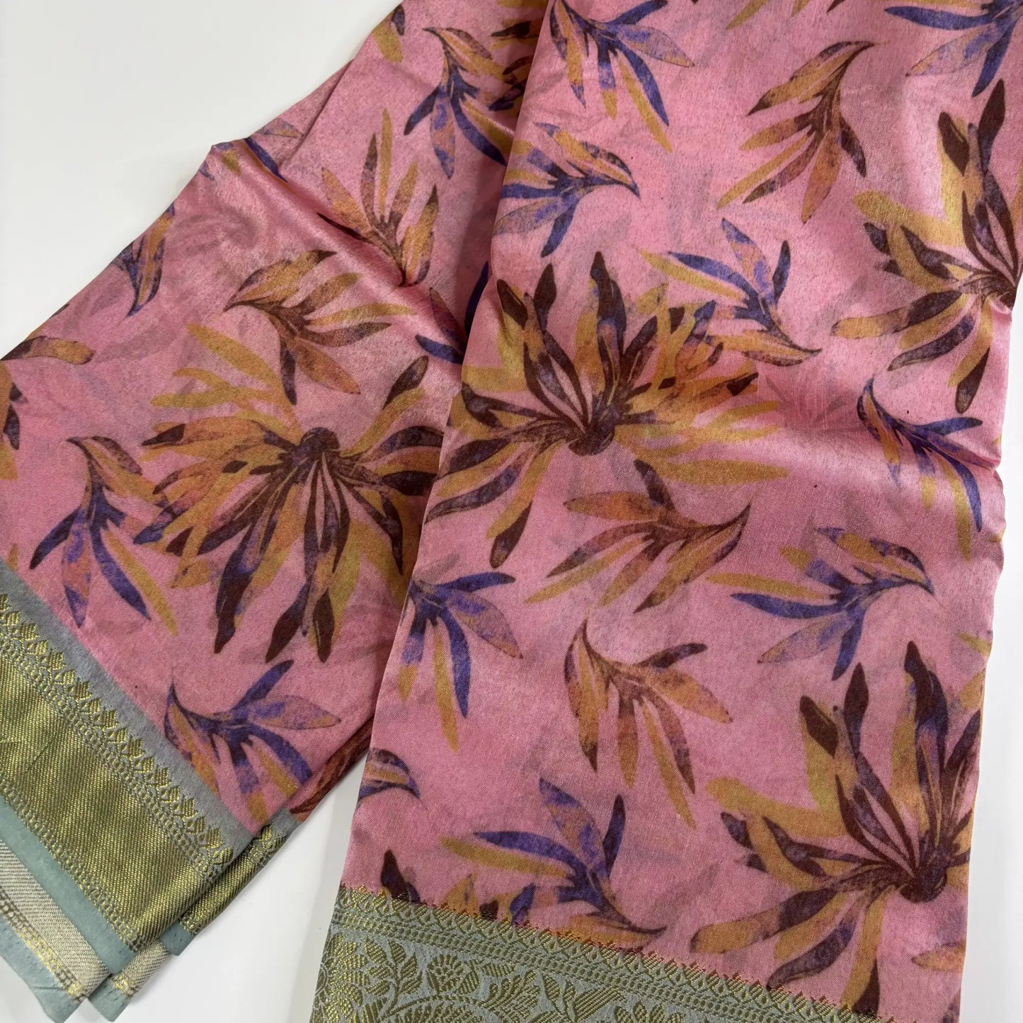 Pastel Petals – Tussar Jute Saree with Digital Print and Woven Border | K4-001