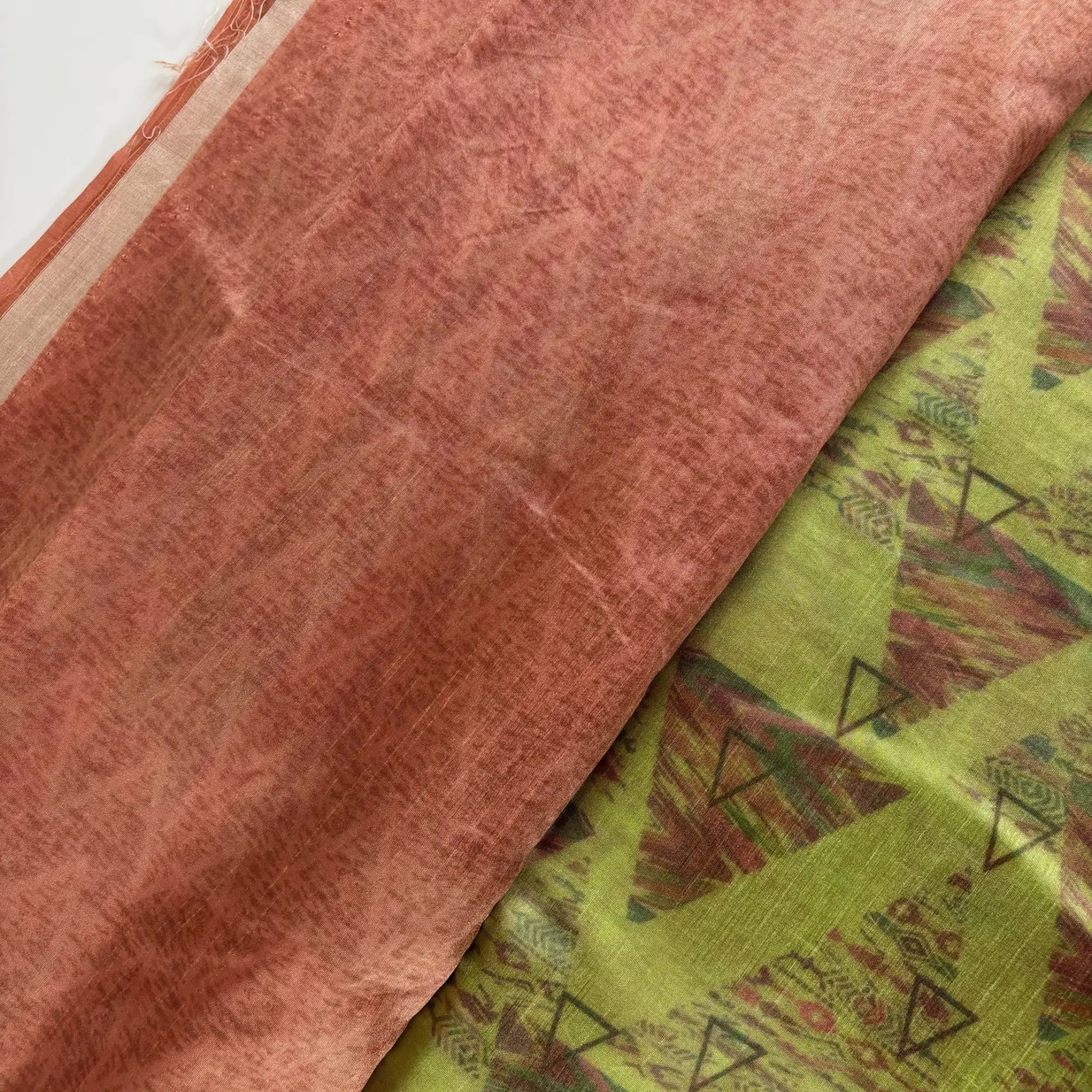 Green Geometric Print with Peach Pink Pallu – Tussar Silk Saree | K1-002