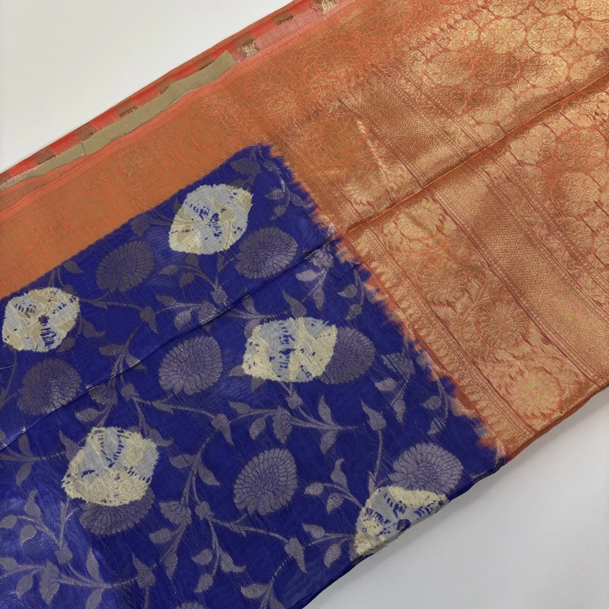 Regal Contrast – Fancy Saree with Tissue-Like Fabric and Nakshatra Pallu | S3-004