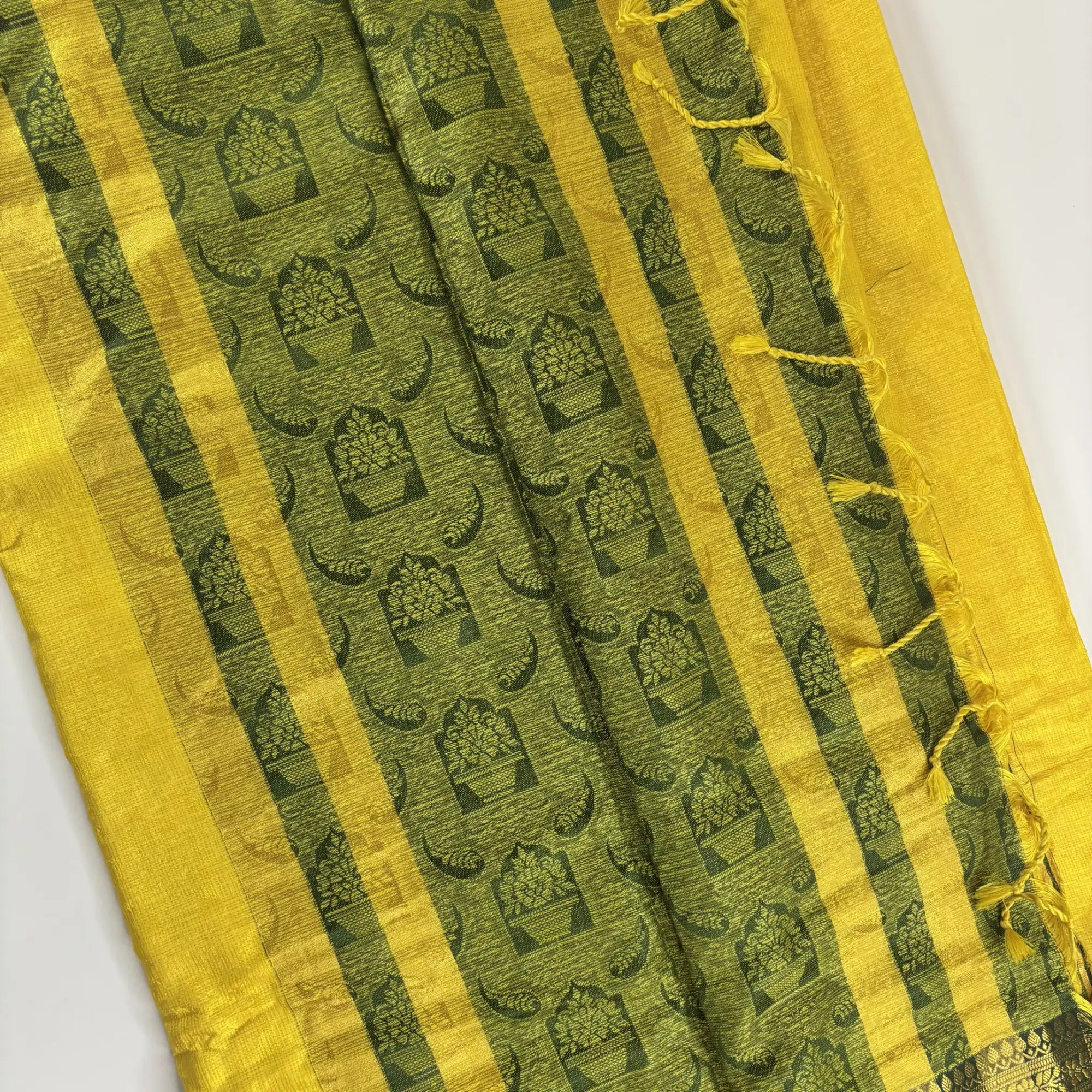 Golden Yellow & Dark Green – Minakari Saree with Rich Pallu and Border | Q3-004