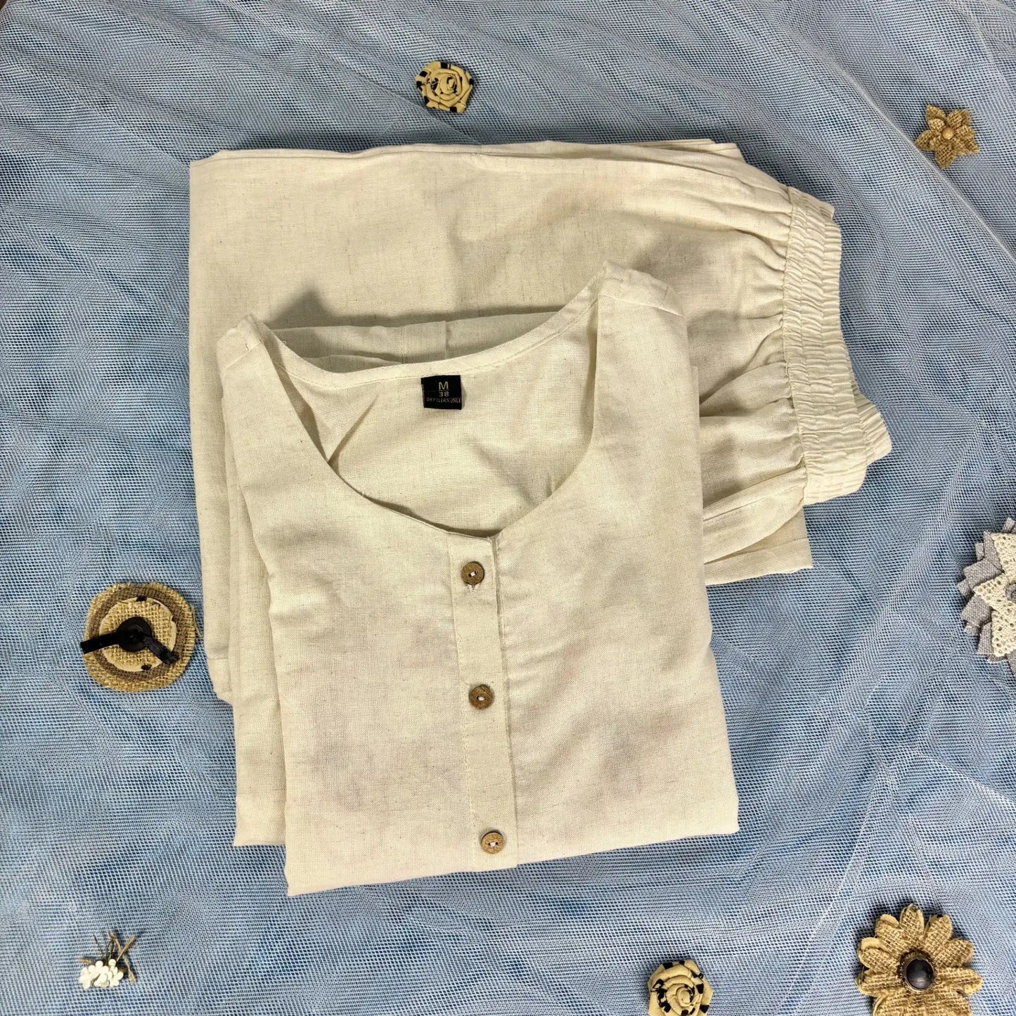 Off-White Floral Embroidered Kurthi Set | R1-002