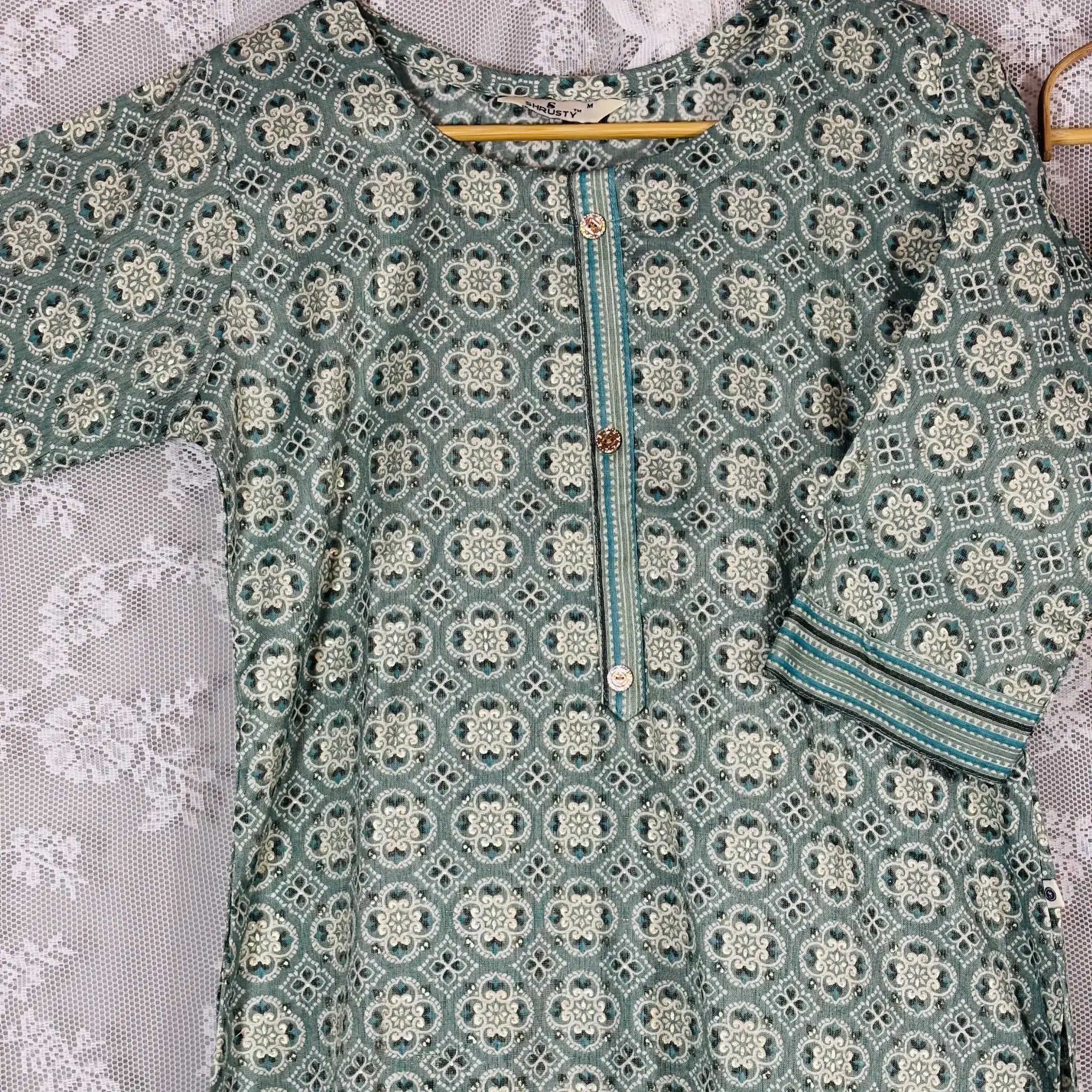 Sage Green Geometric Print Kurthi Set | Q1-001