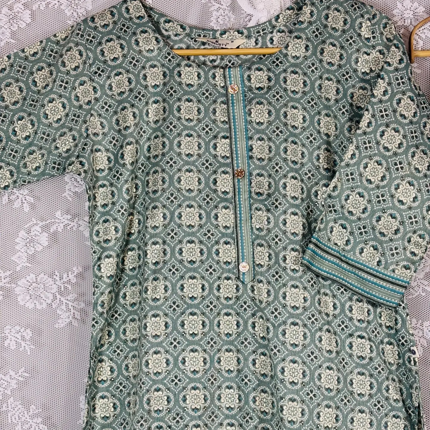 Sage Green Geometric Print Kurthi Set | Q1-001