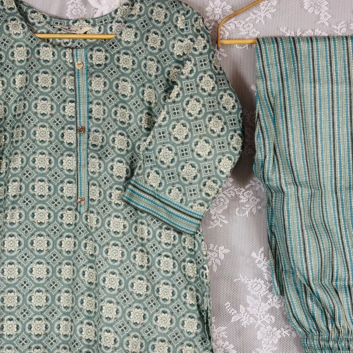 Sage Green Geometric Print Kurthi Set | Q1-001