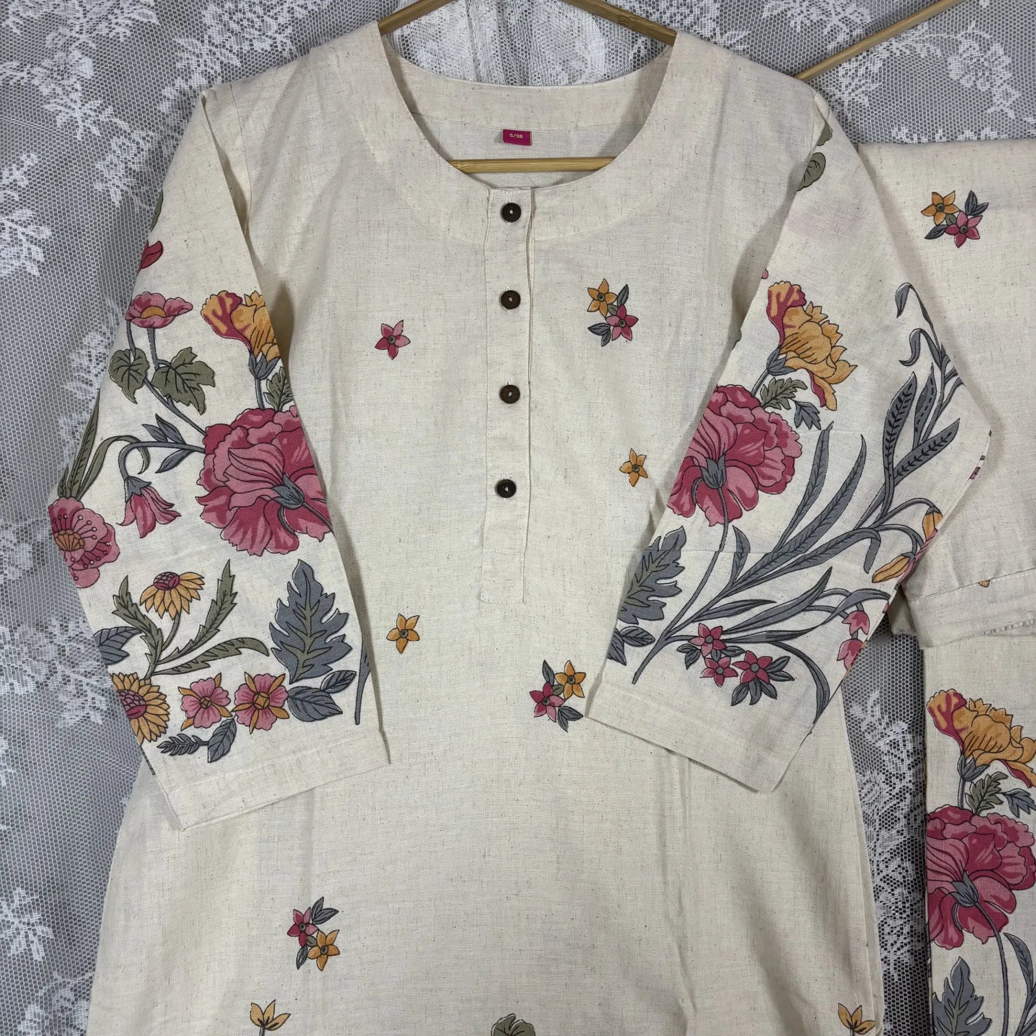 Off-White Floral Print Kurthi Set | R1-001