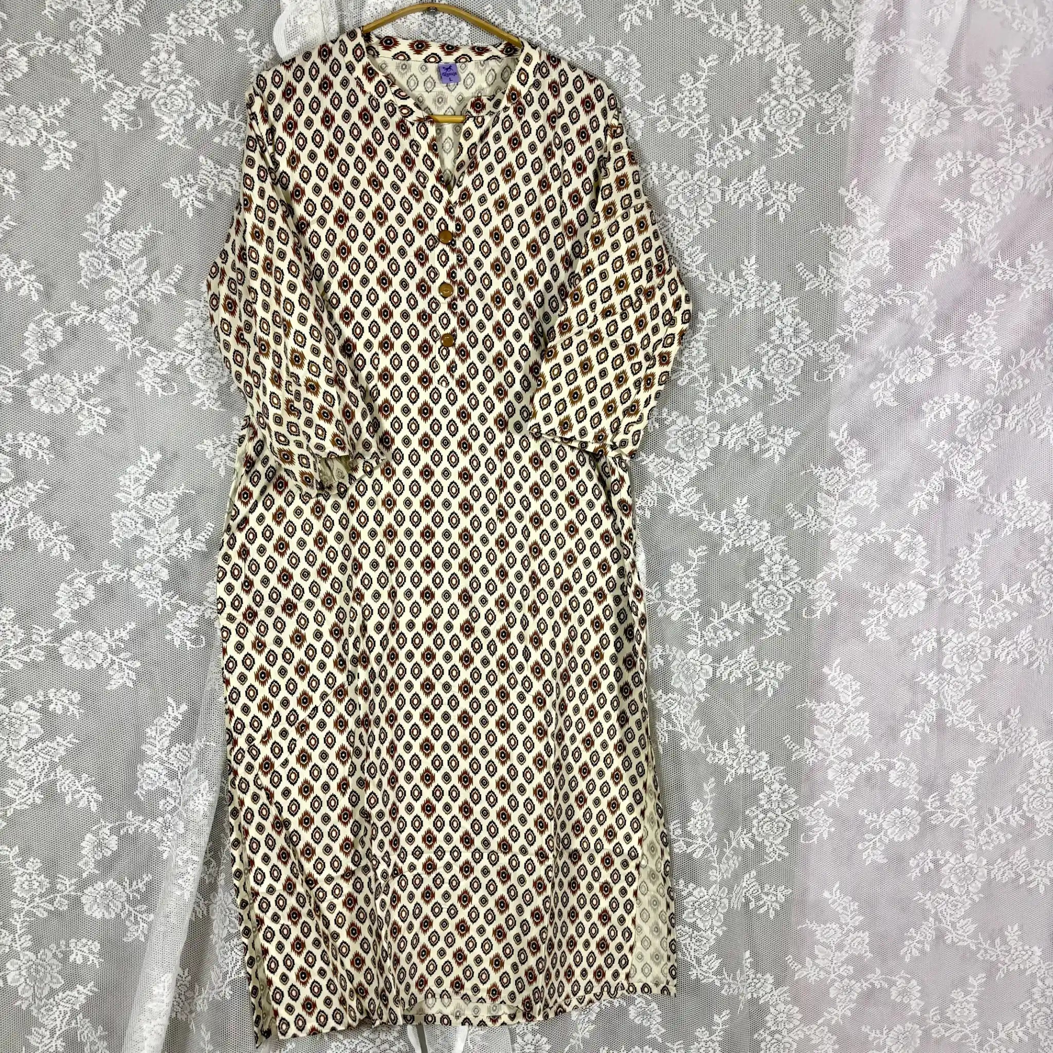 White and Brown Geometric Print Kurthi | S2-002