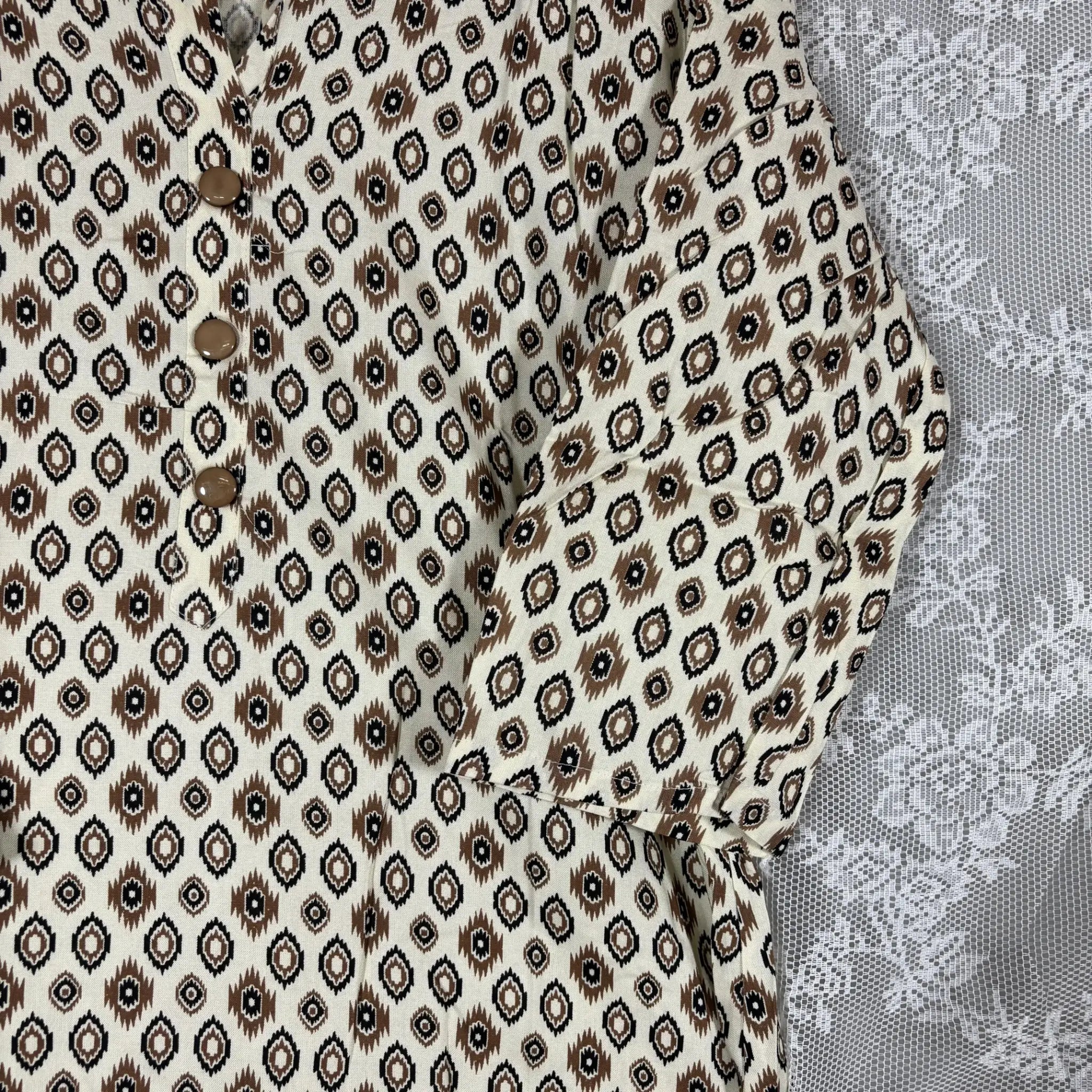 White and Brown Geometric Print Kurthi | S2-002