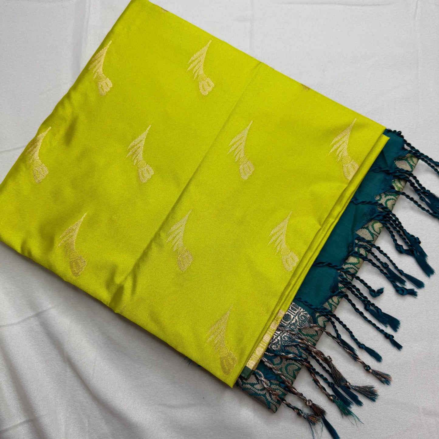 Neon Yellow & Teal – Soft Silk Saree with Geometric Pallu -SKU: J4-010