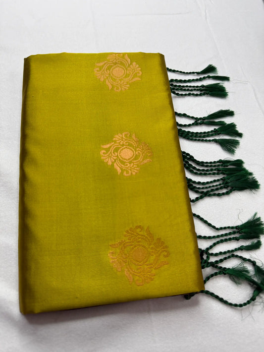 Dual-Tone Green & Yellow – Soft Silk Saree with Floral Pallu -SKU: J4-005
