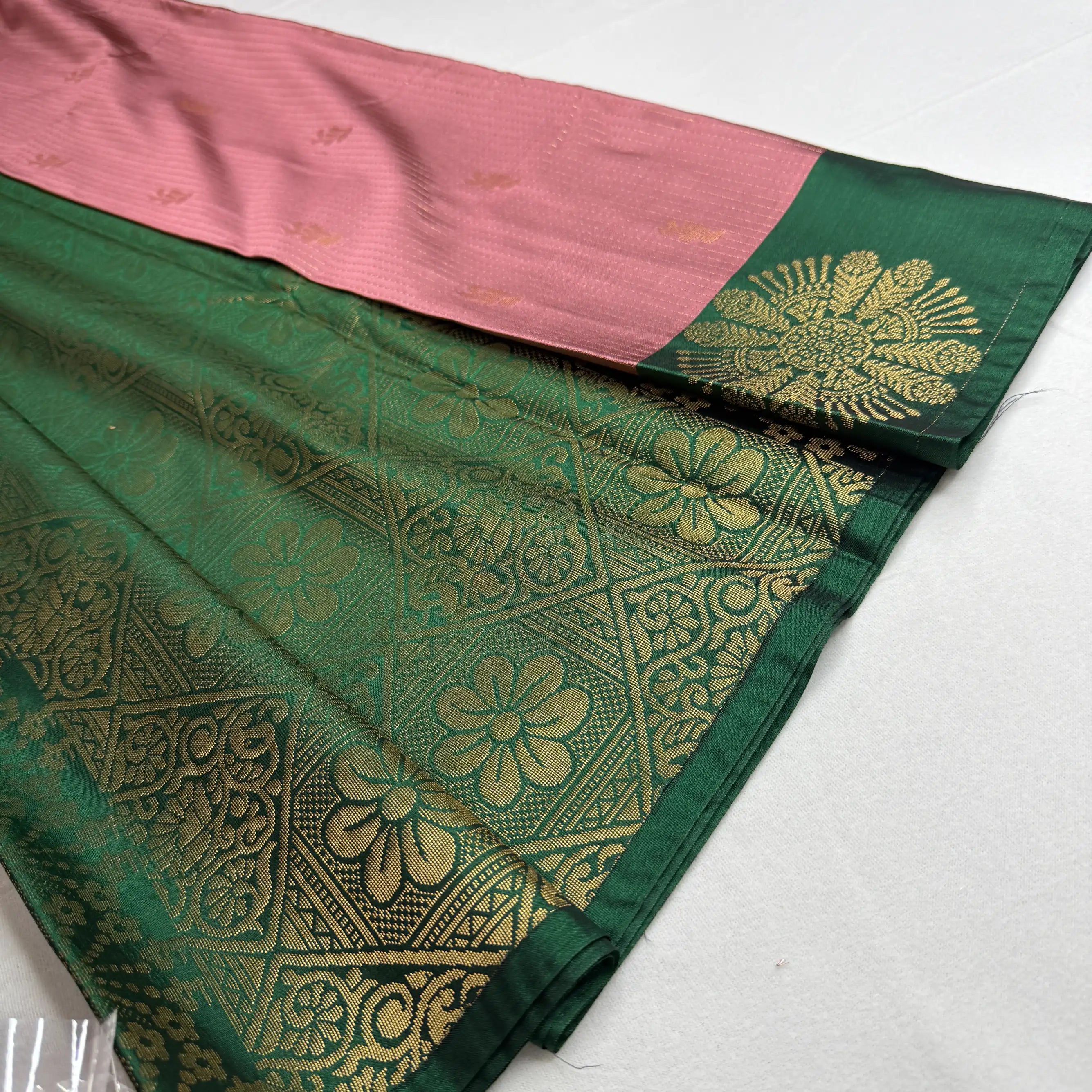 Dusky Rose & Bottle Green – Soft Silk Saree with Woven Medallion -SKU: I4-005