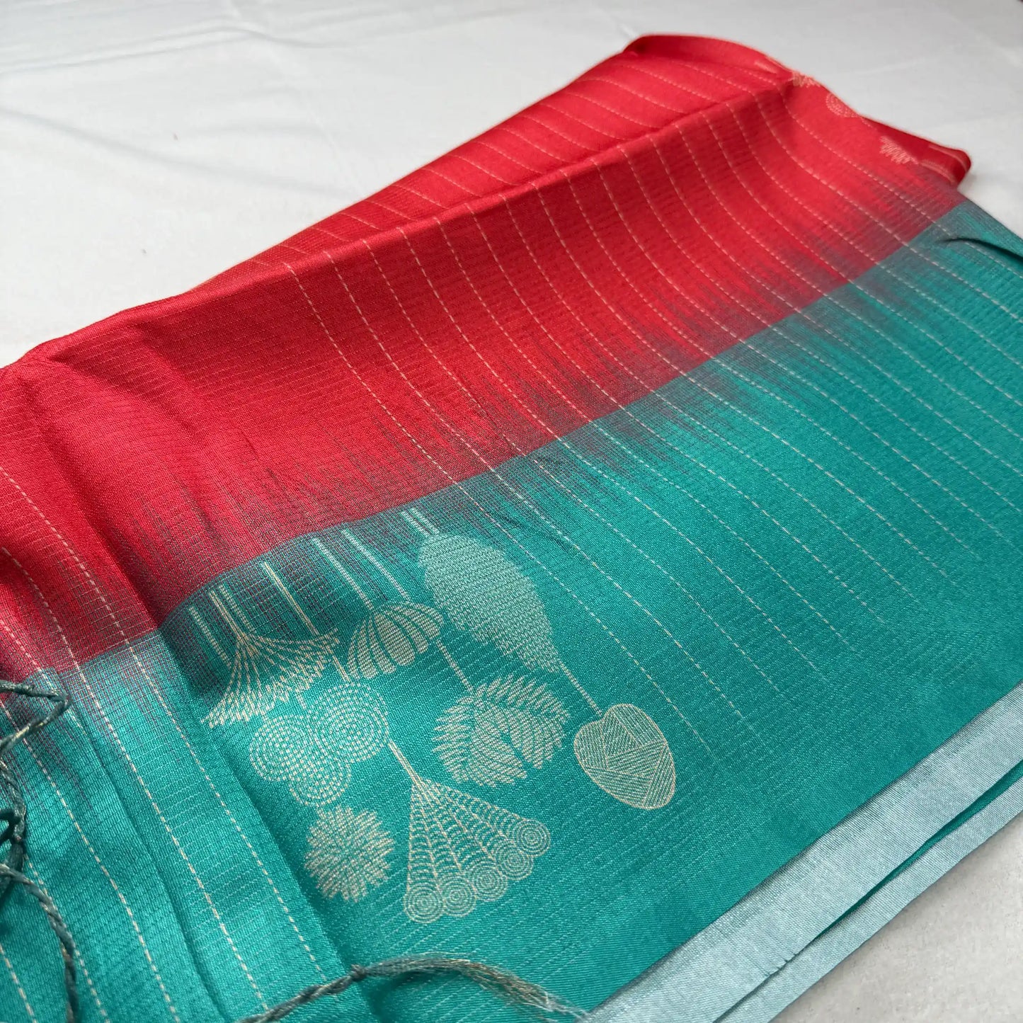Coral red & Turquoise green – Handloom Saree with Ikat Pallu and Geometric Body - H0-006