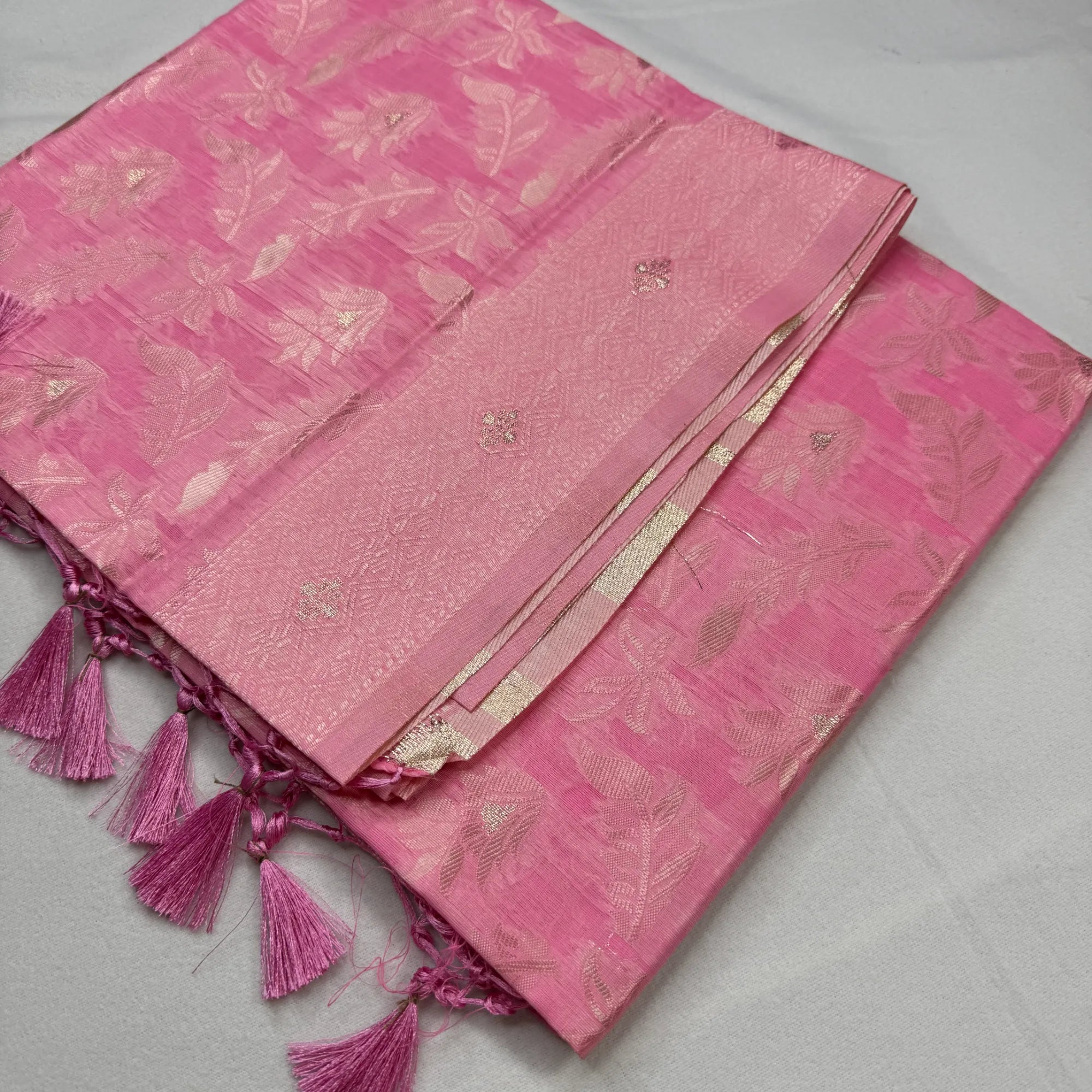Pink Jacquard Saree with Woven Motifs | O4-004