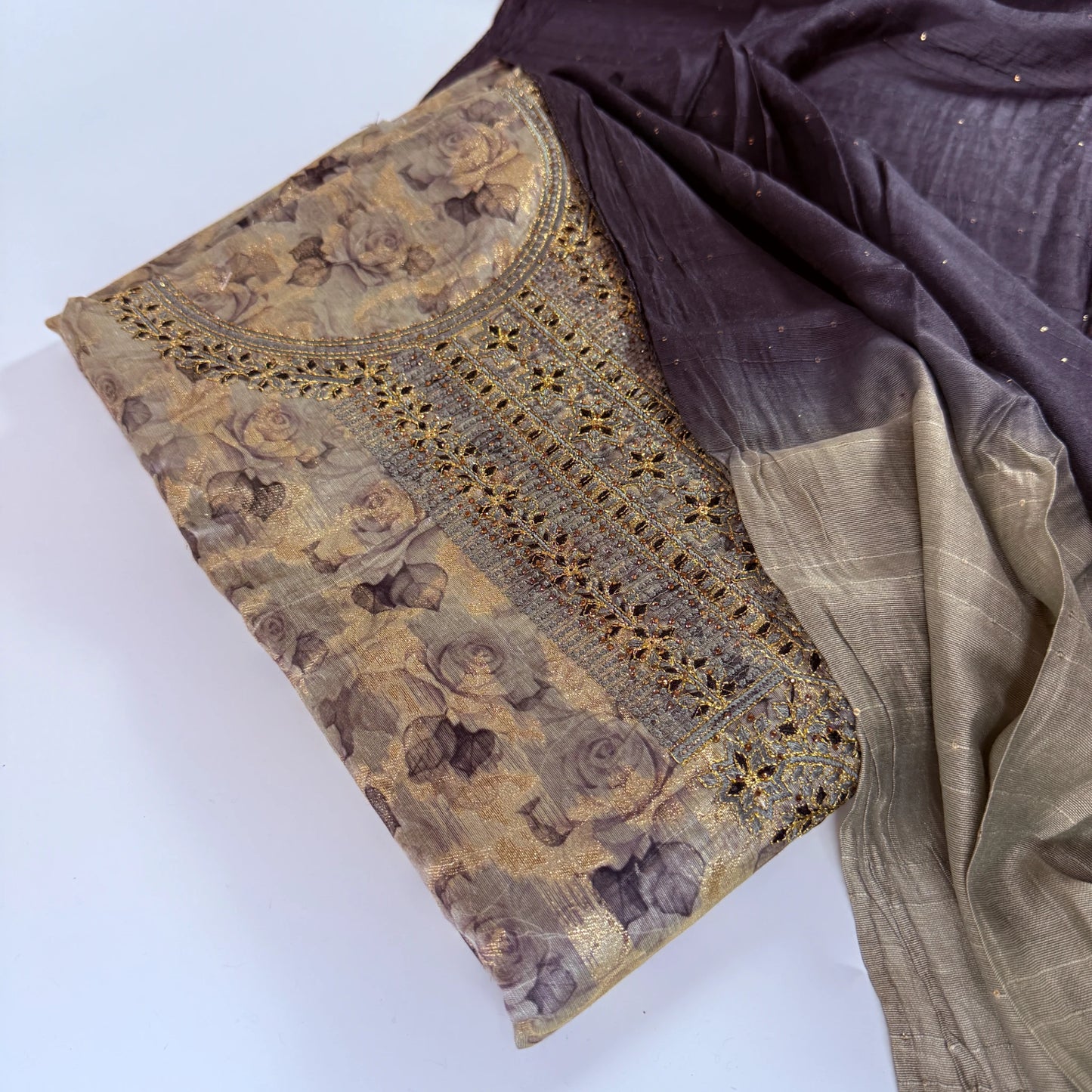 Twilight Rose – Unstitched Suit Set with Floral Print and Ombre Dupatta | Q0-001