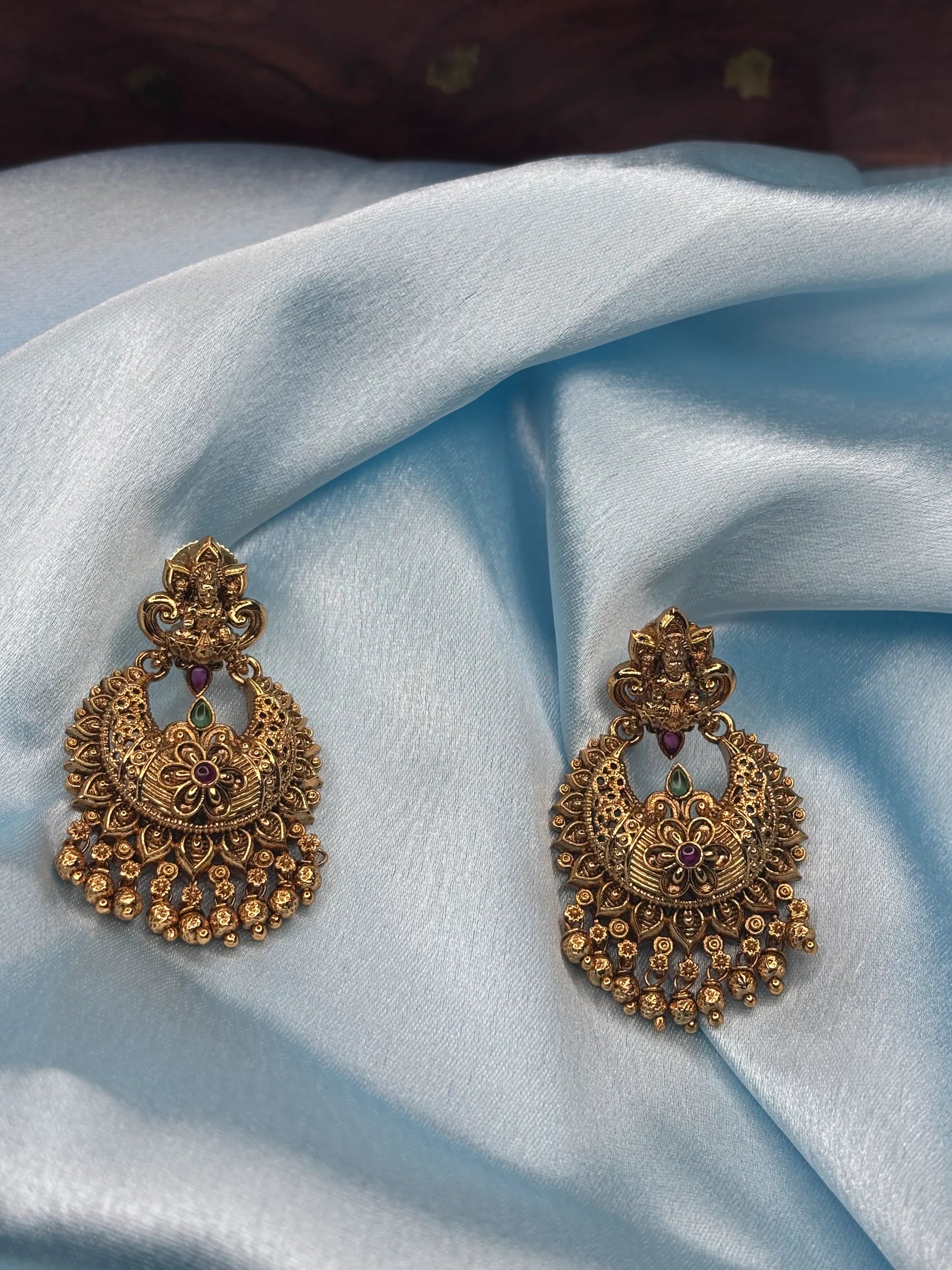 Grand Antique Jhumka Earrings (SKU: B5-J-006)