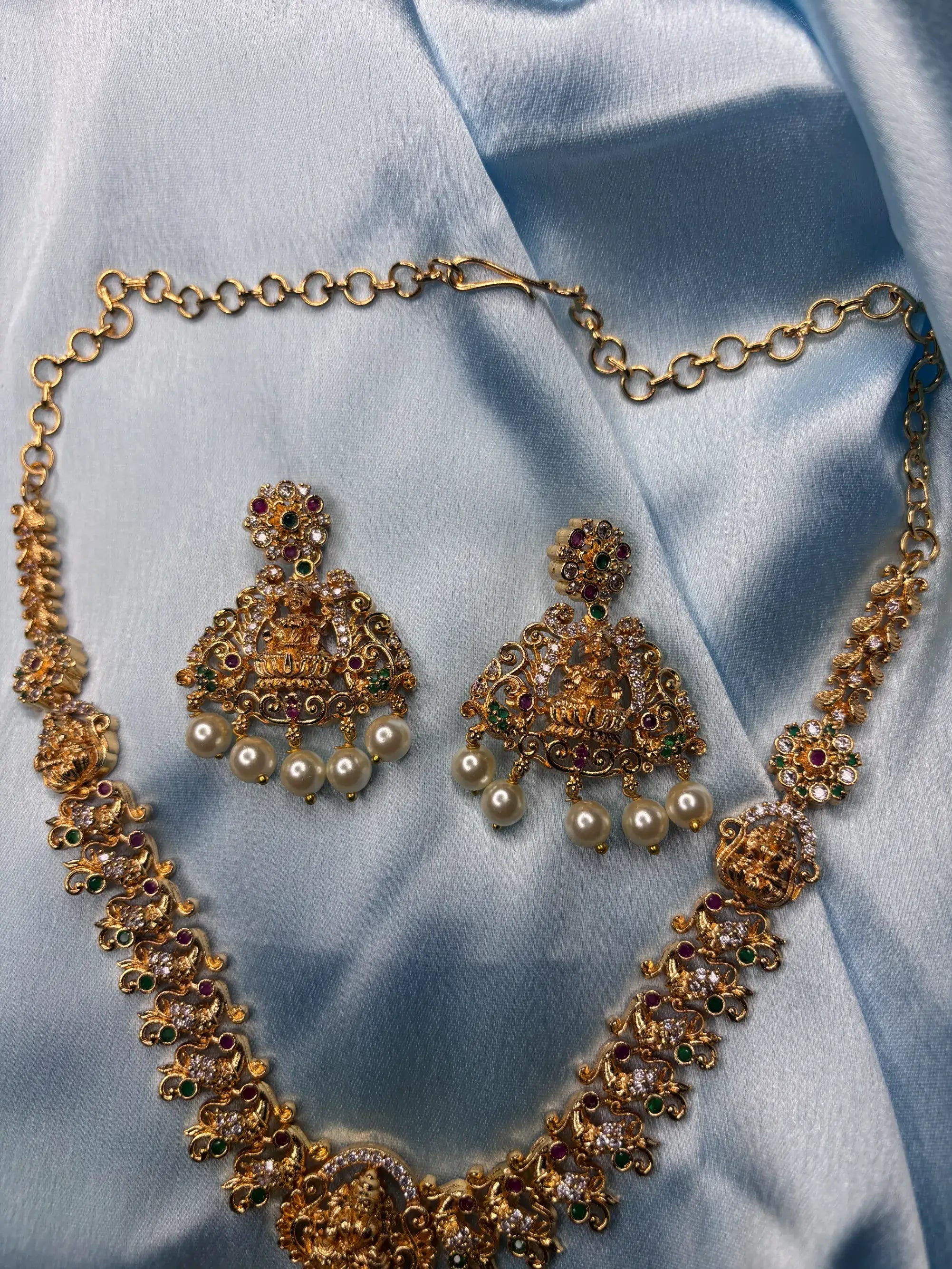 Antique Lakshmi Devi Temple Jewelry Set (SKU: B5-CS-003)