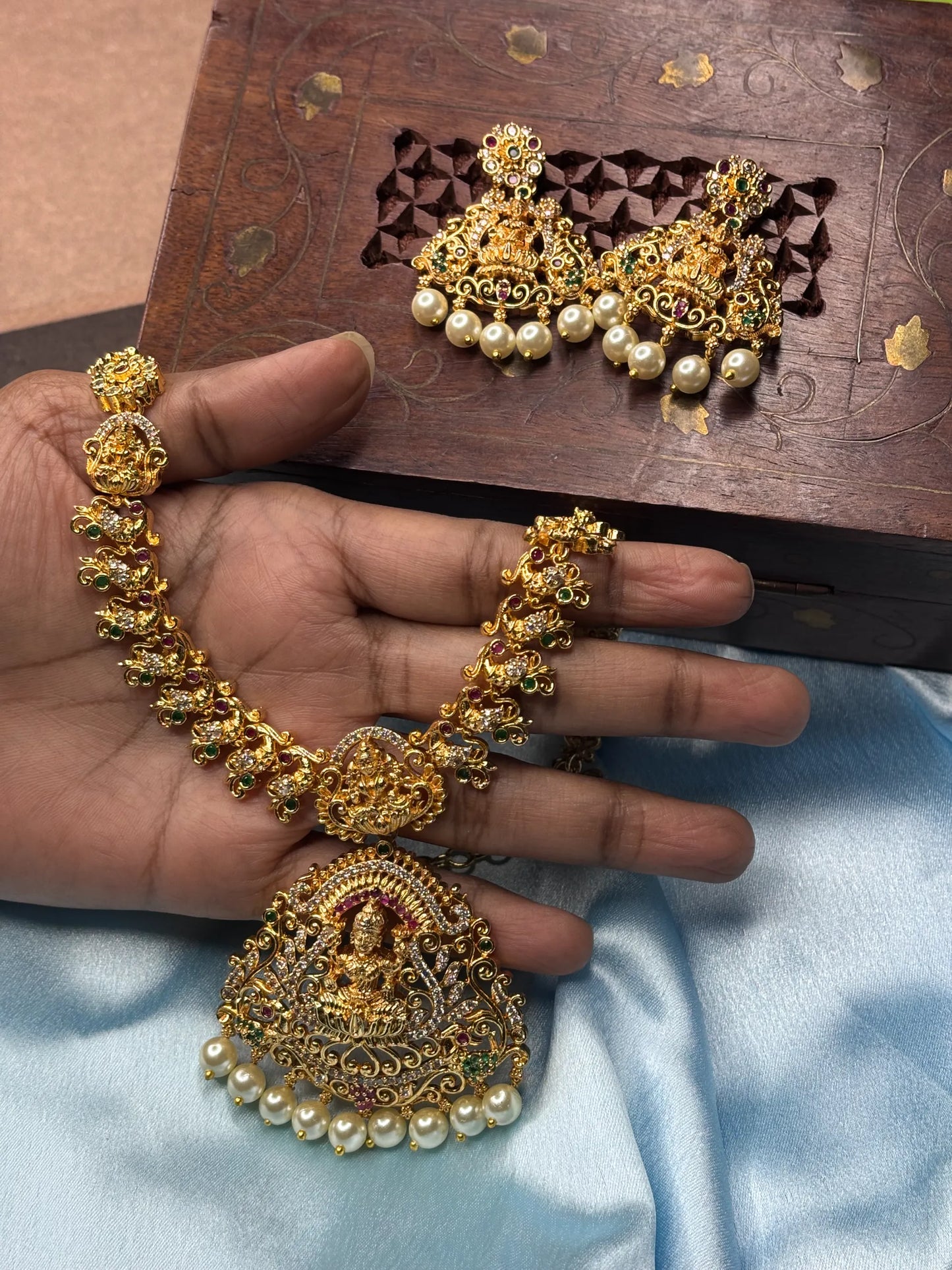Antique Lakshmi Devi Temple Jewelry Set (SKU: B5-CS-003)