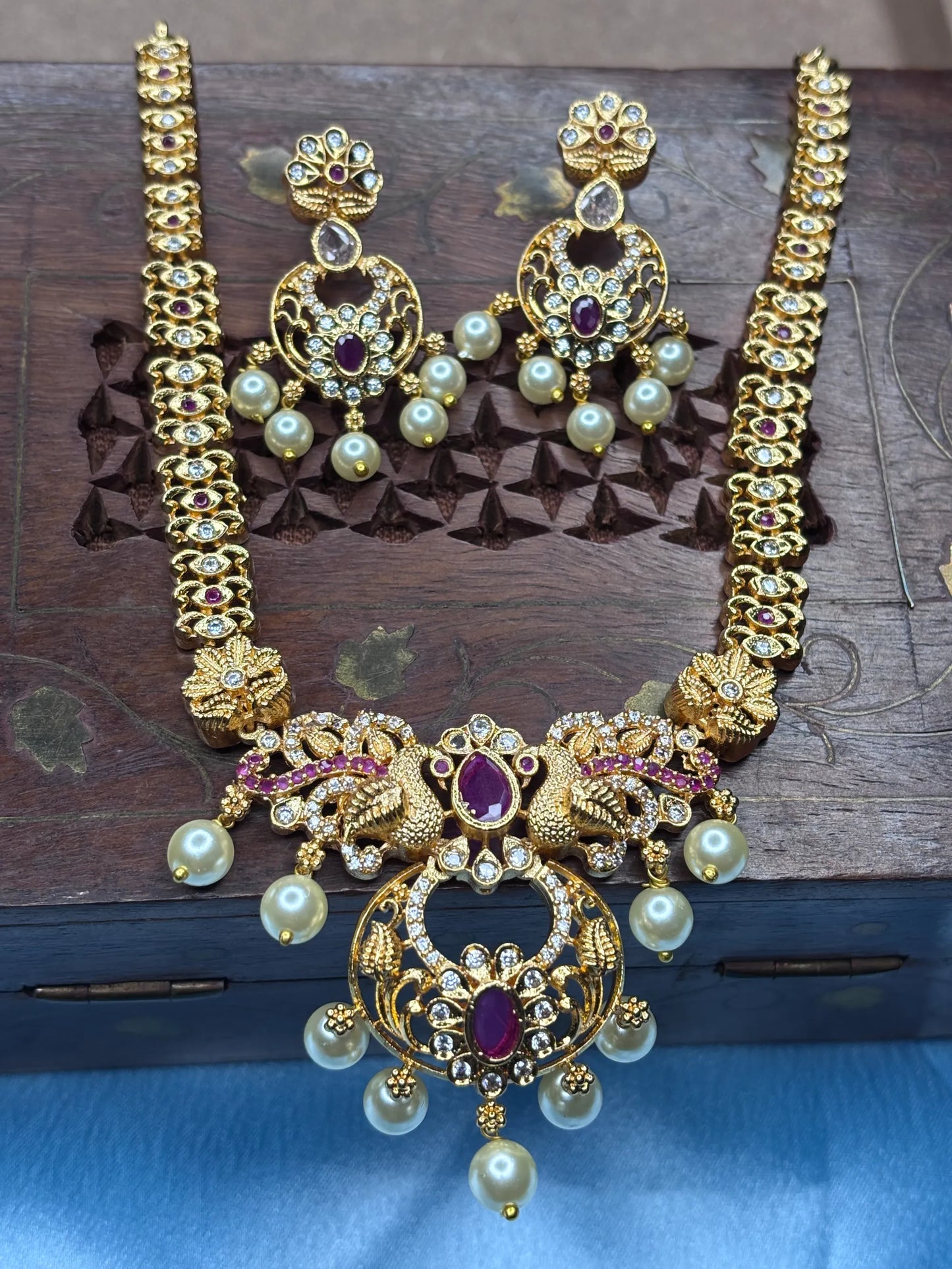 Antique Peacock & Ruby Necklace Set (SKU: B5-CS-004)