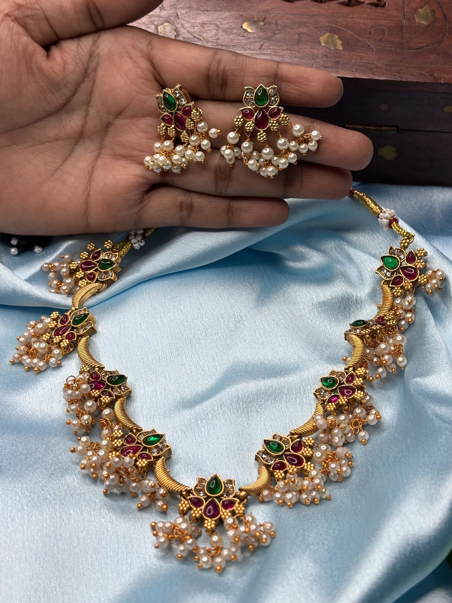 Ruby and Emerald Floral Necklace Set (SKU: B5-CS-007)