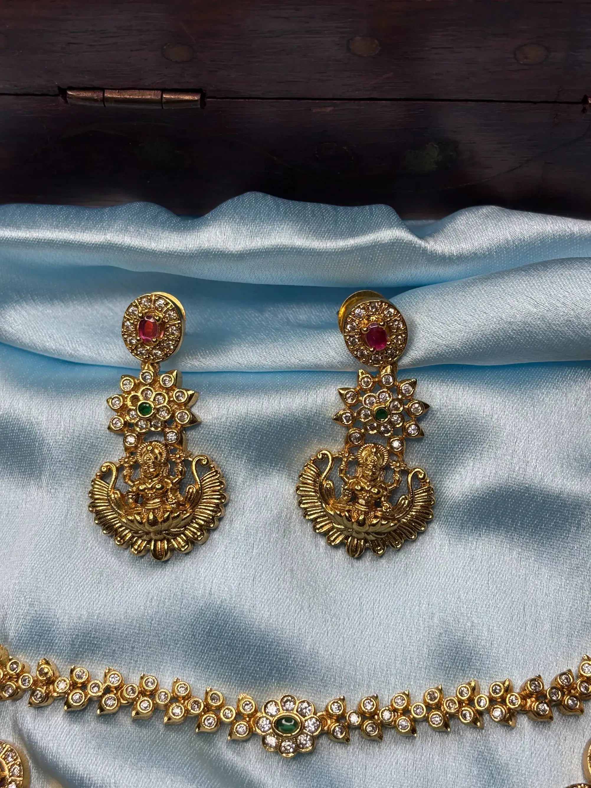 Layered Temple Necklace Set (SKU: B5-CS-012)