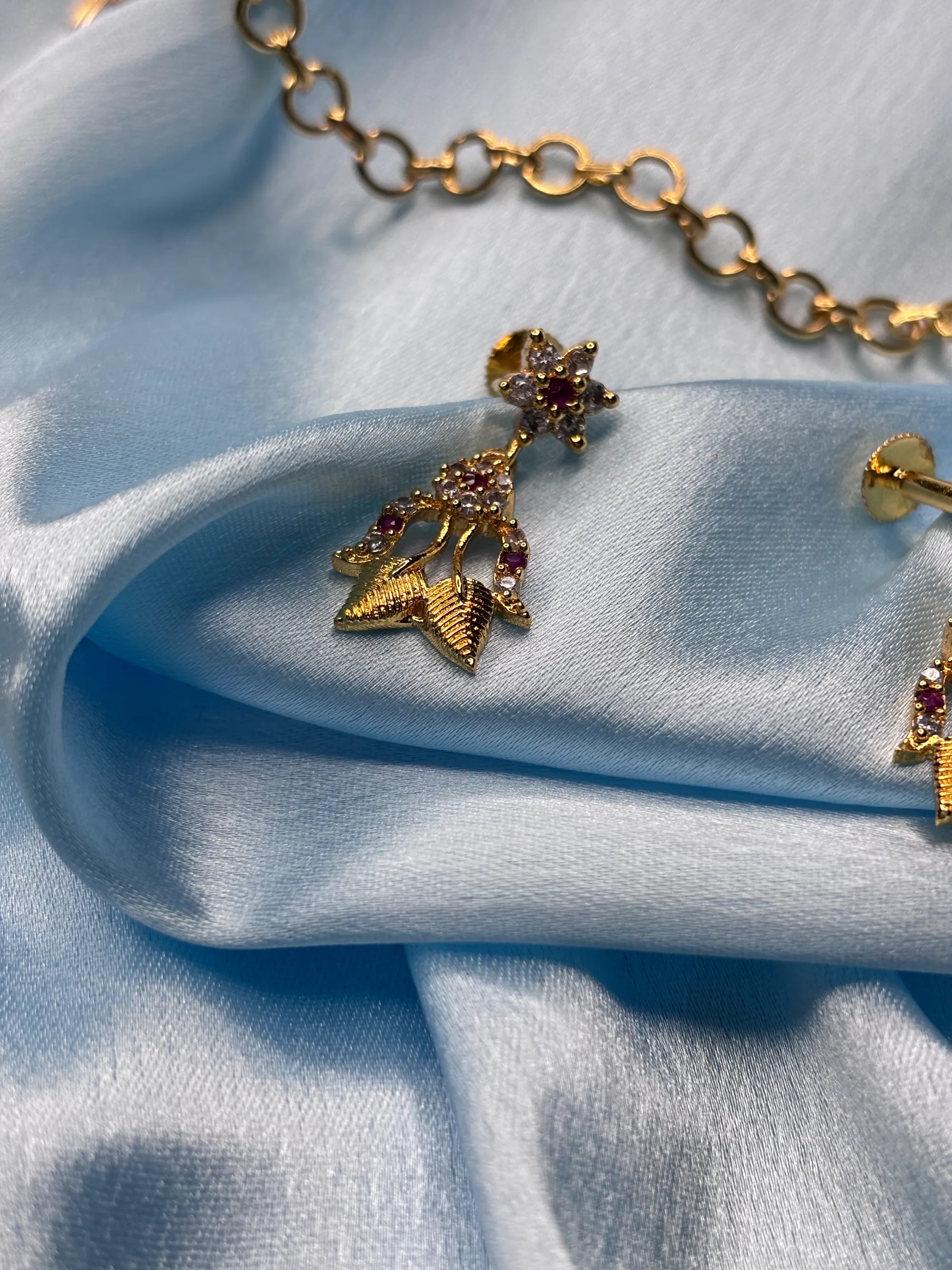 Elegant Leaf & CZ Necklace Set (SKU: B5-CS-017)