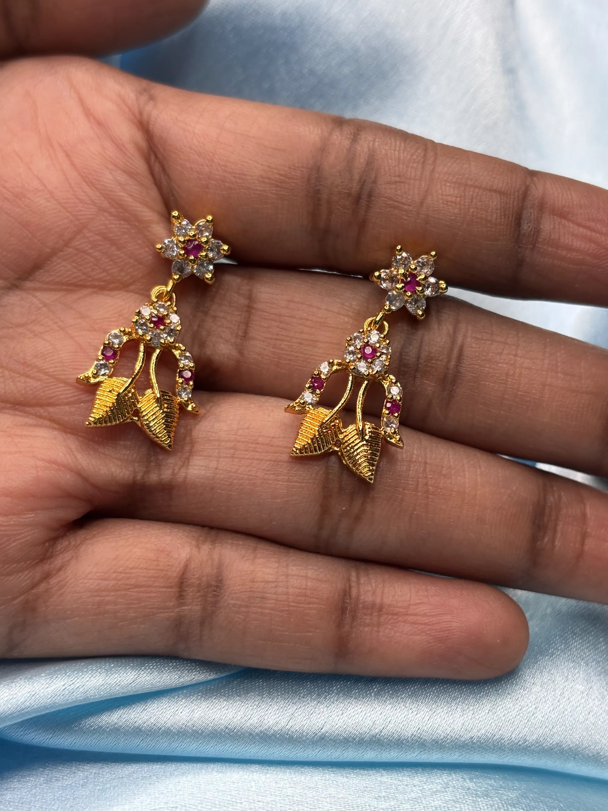 Elegant Leaf & CZ Necklace Set (SKU: B5-CS-017)