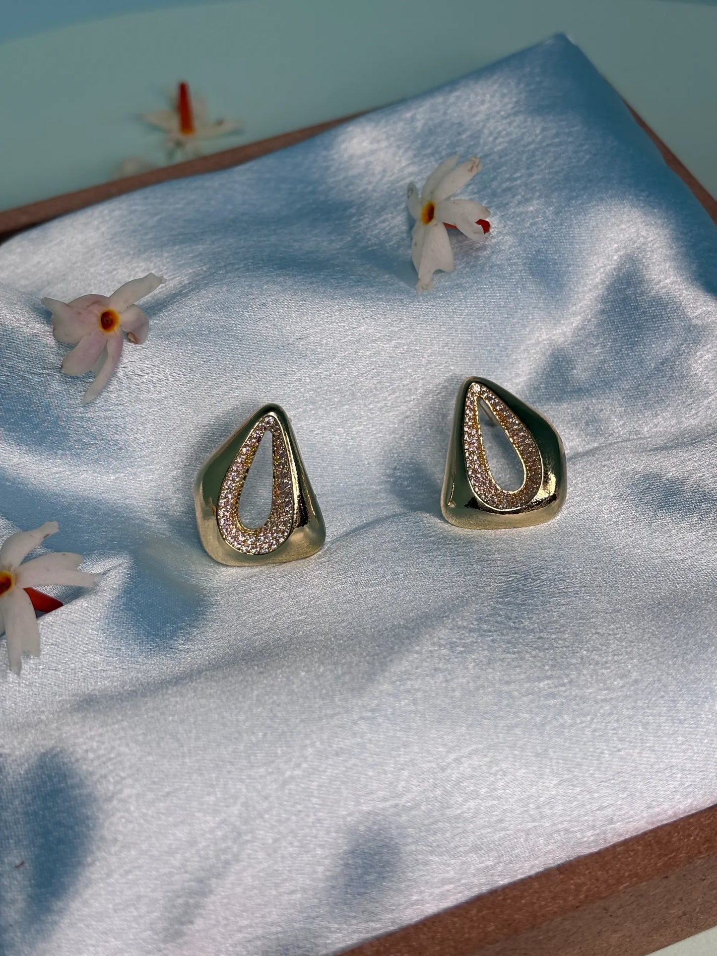 Gold & CZ Teardrop Stud Earrings (SKU: B4-ER-005)