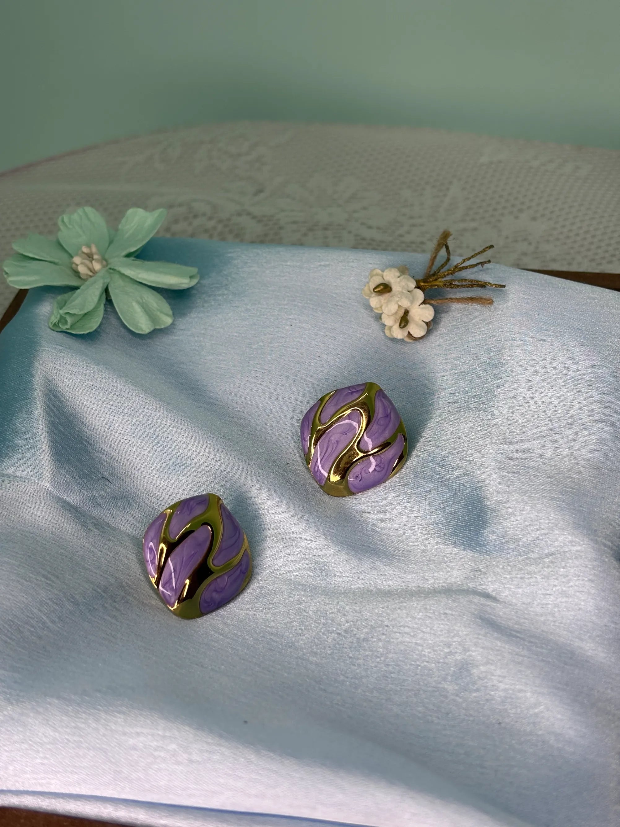 Enamel Stud Earrings (SKU: B4-ER-012)