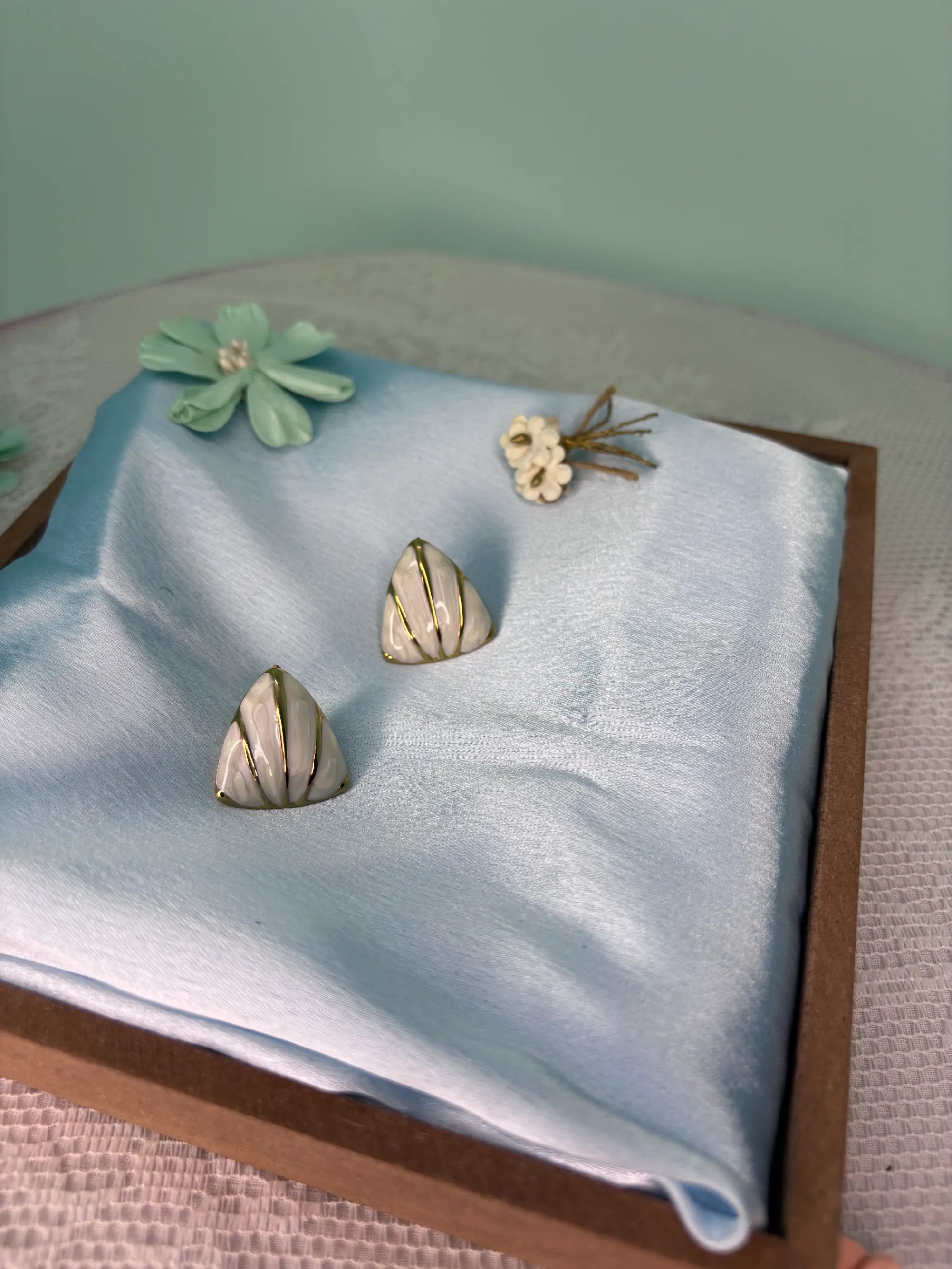 Cream Enamel Triangle Stud Earrings (SKU: B4-ER-015)