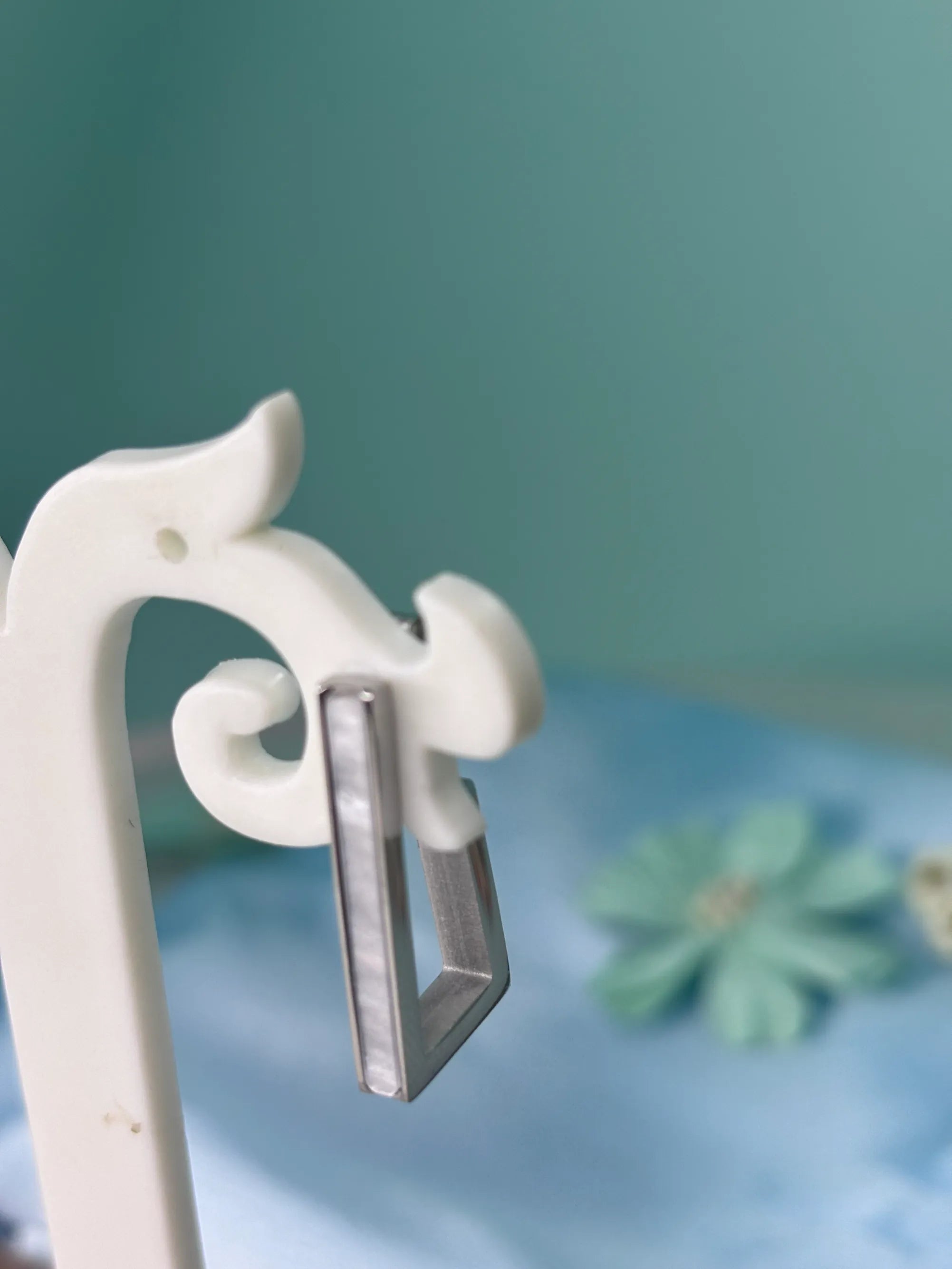 Sleek Geometric Drop Earrings (SKU: B4-ER-021)