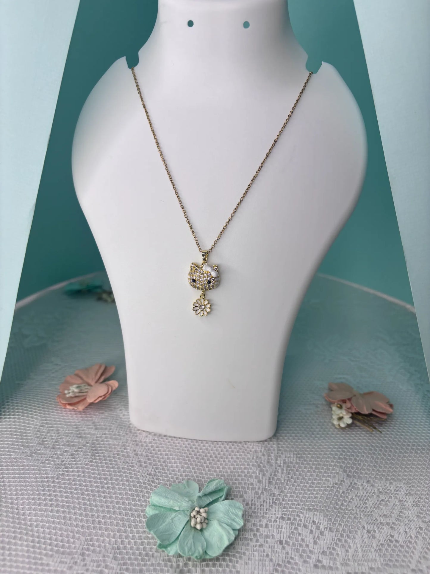 Kitty & Flower Charm Necklace (SKU: B4-SC-002)